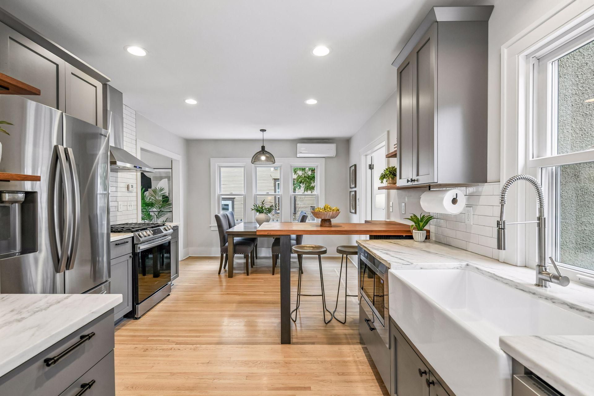 23 W 48th Street