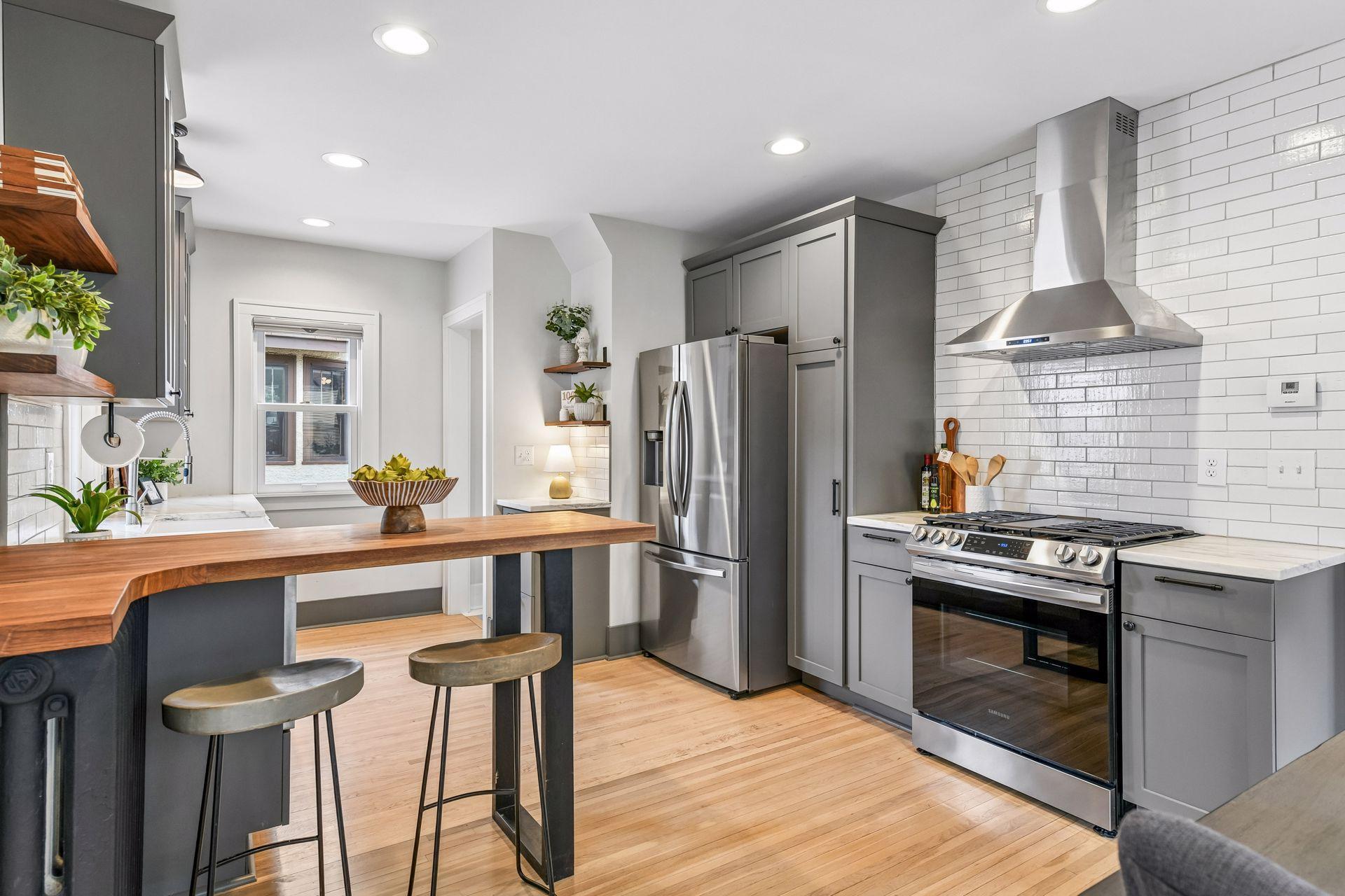 23 W 48th Street