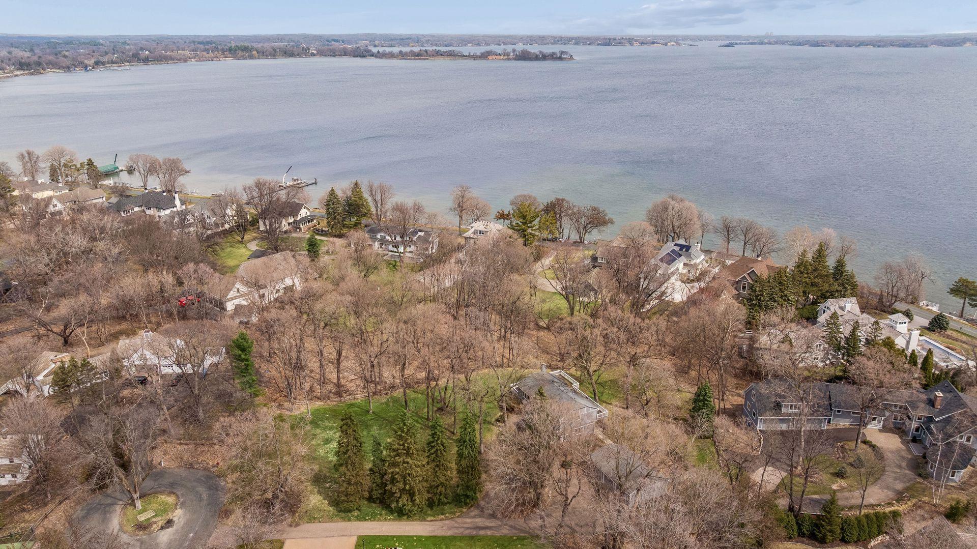 21XX Huntington Point Road E