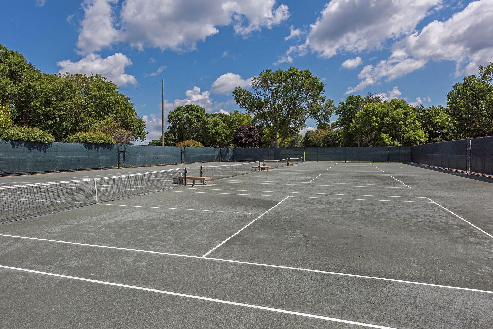 21XX Huntington Point Road E