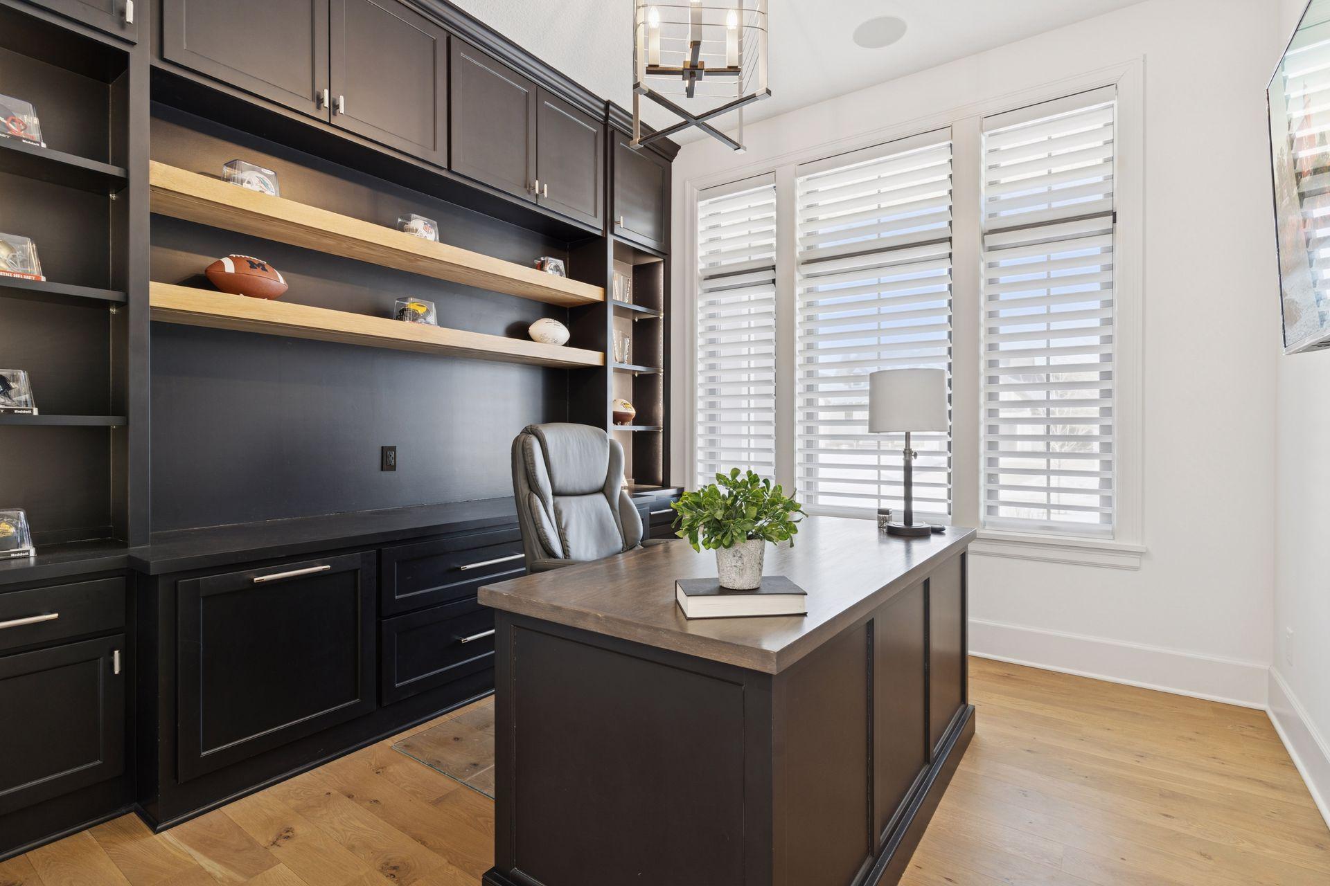 3734 Woodland Cove Parkway