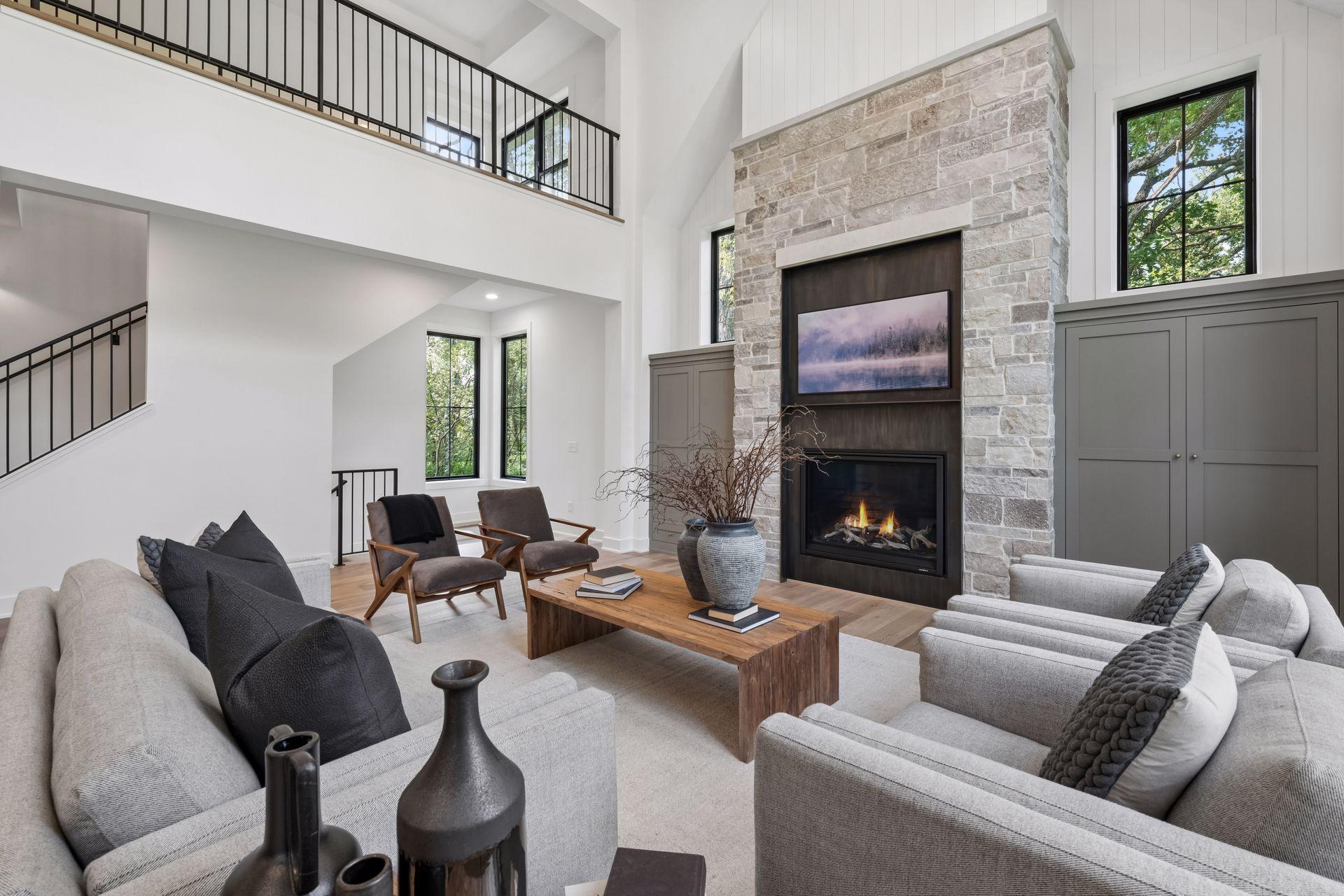 5570 Wedgewood Drive