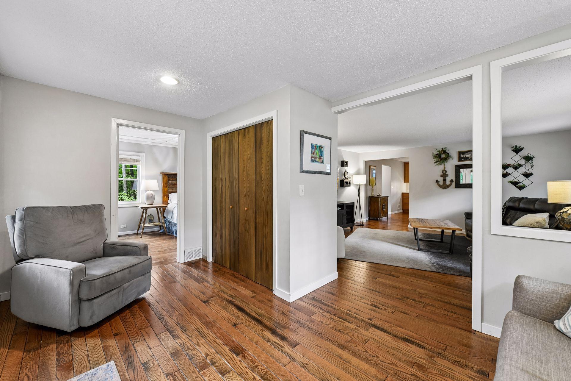 21175 Minnetonka Boulevard