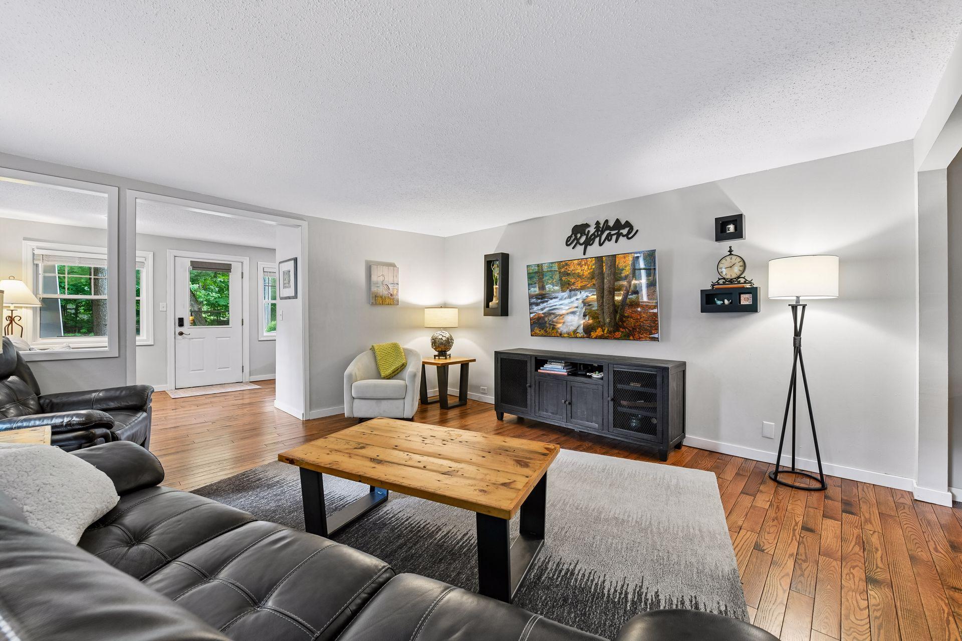 21175 Minnetonka Boulevard