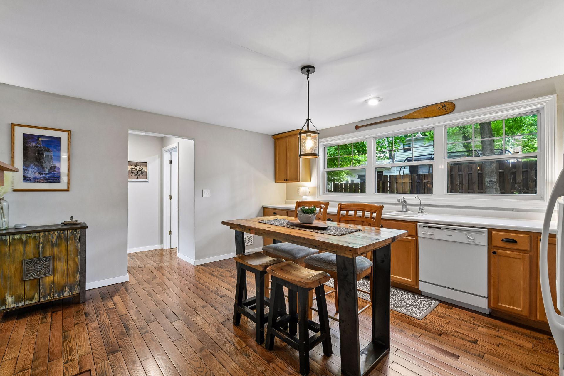 21175 Minnetonka Boulevard