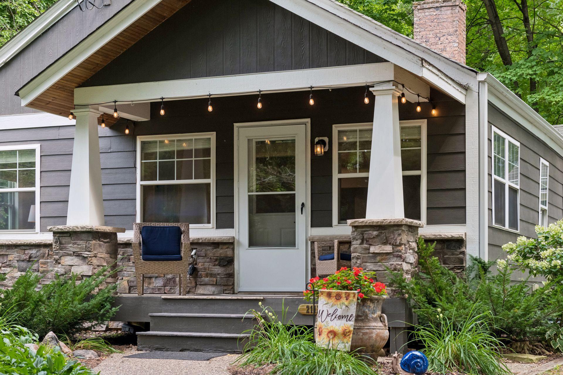 21175 Minnetonka Boulevard
