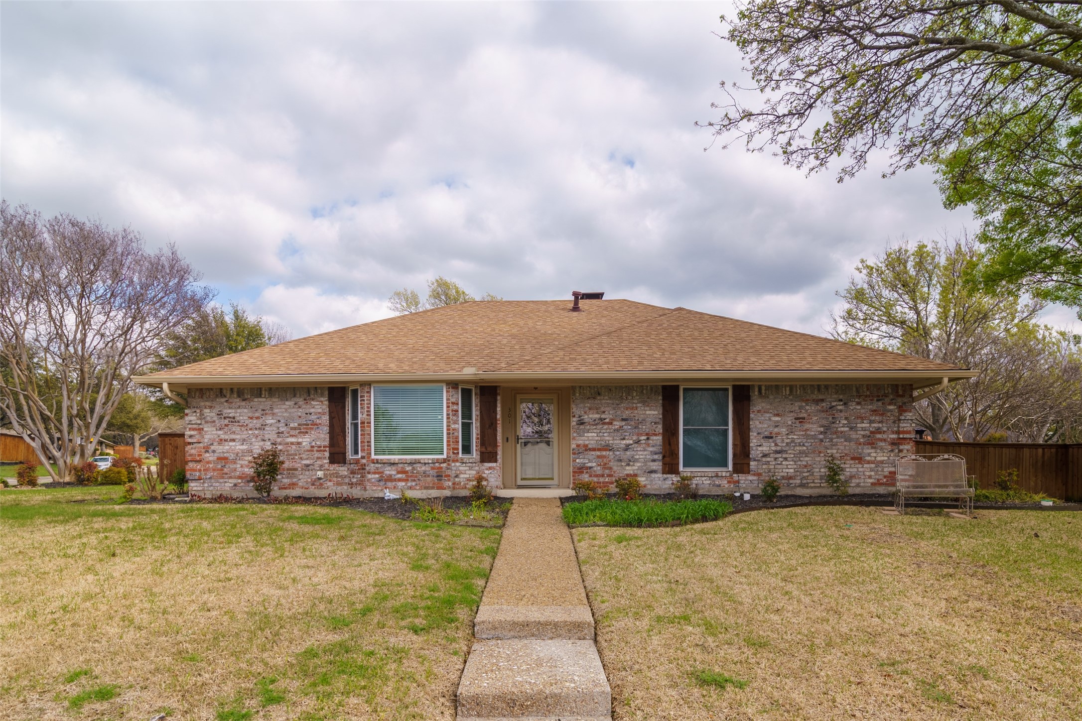 301 S Lakeshore Drive