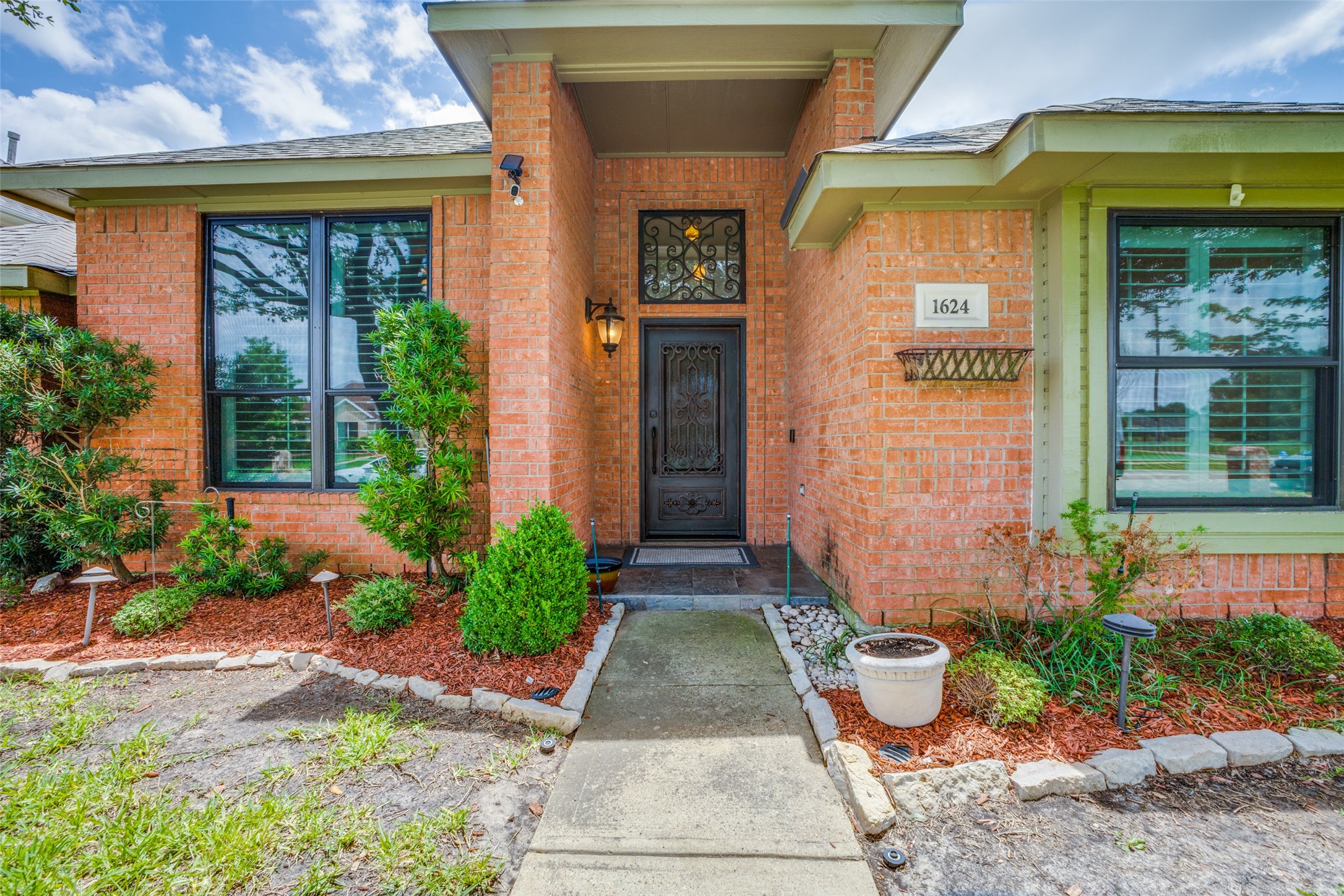 1624 Weldon Drive