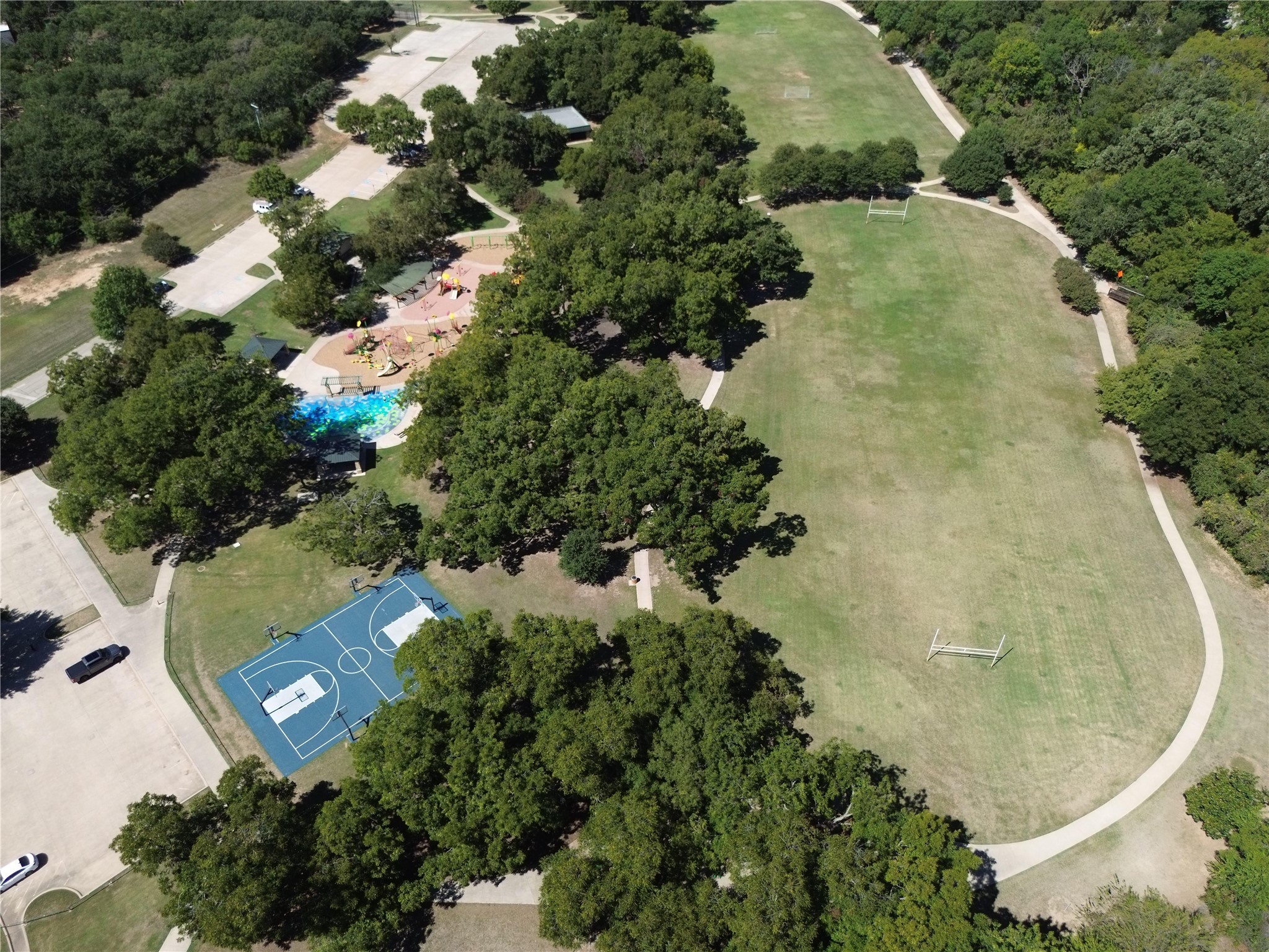 2821 Kingswood Drive