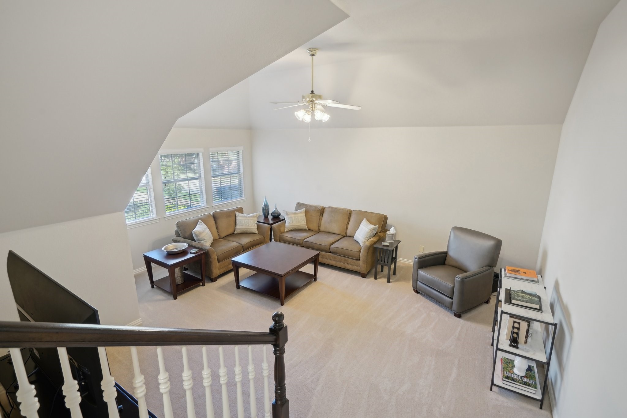 2821 Kingswood Drive
