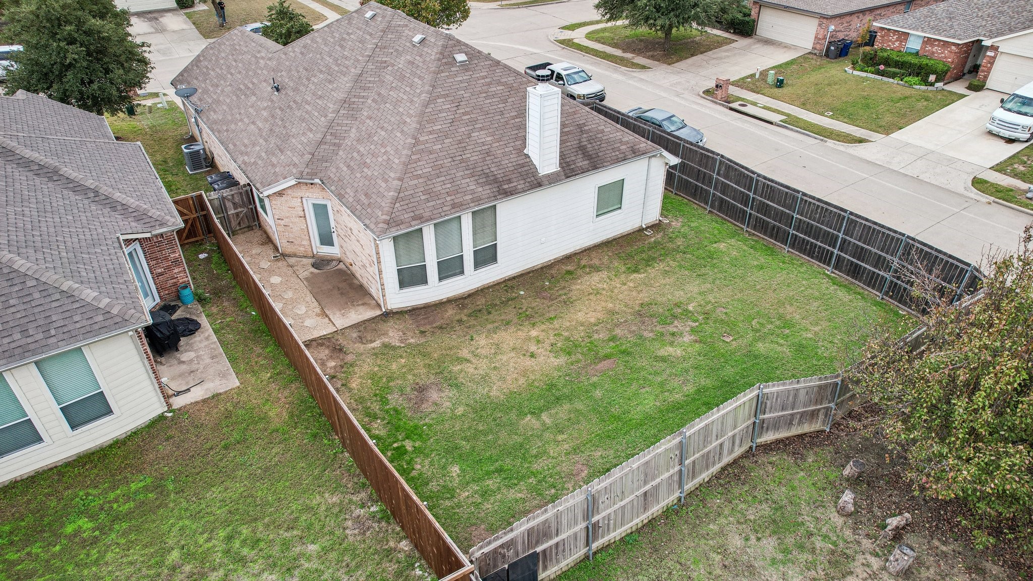 1122 Caroline Drive