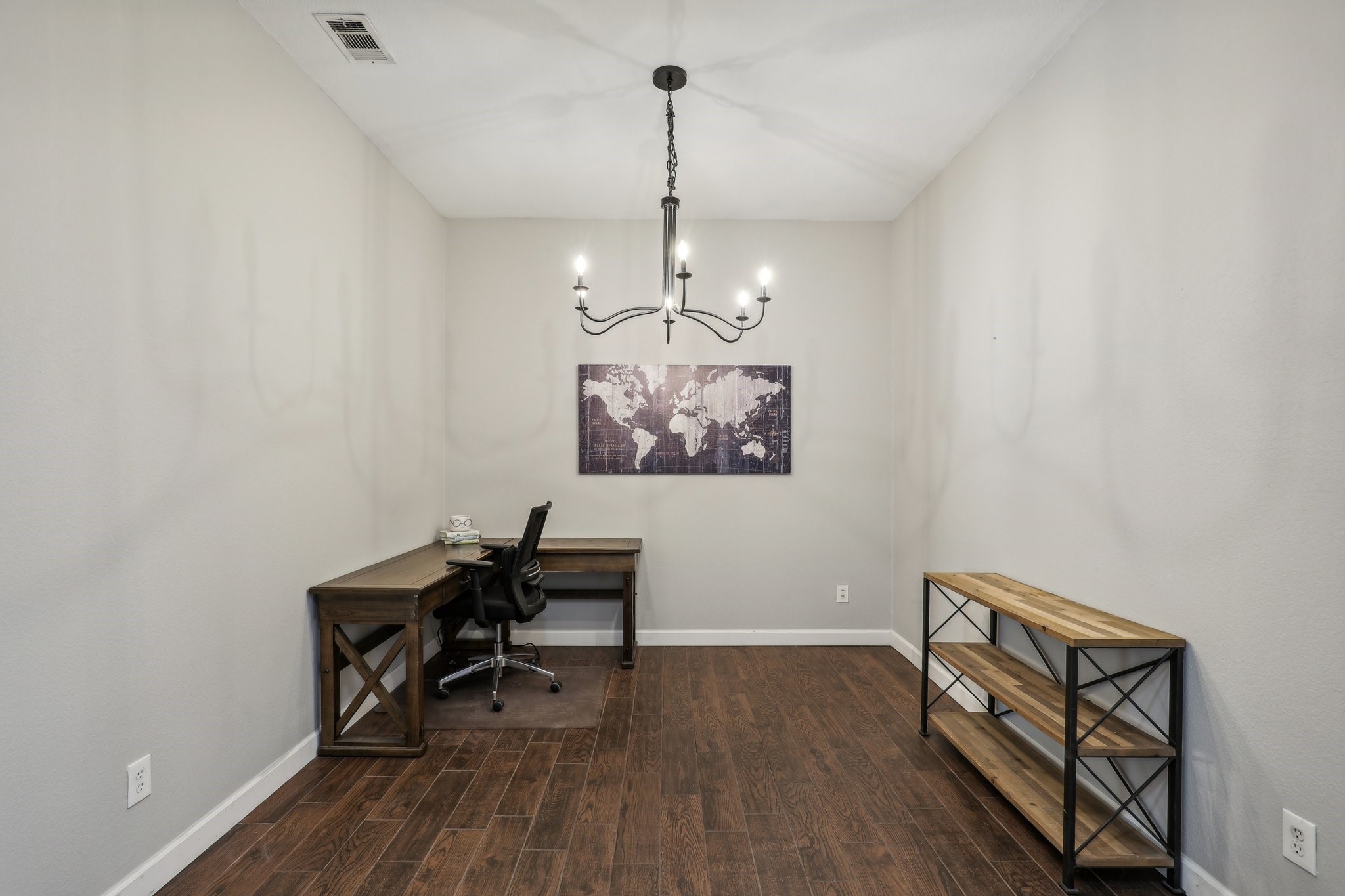 1122 Caroline Drive
