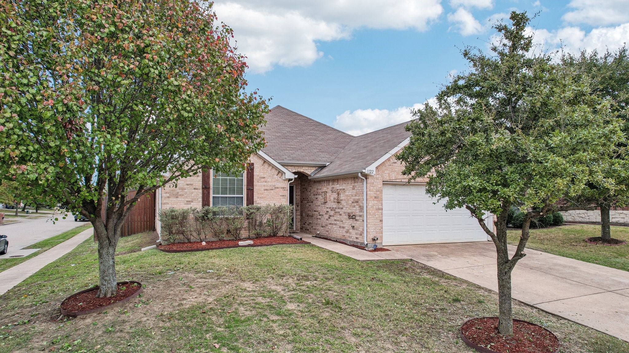1122 Caroline Drive