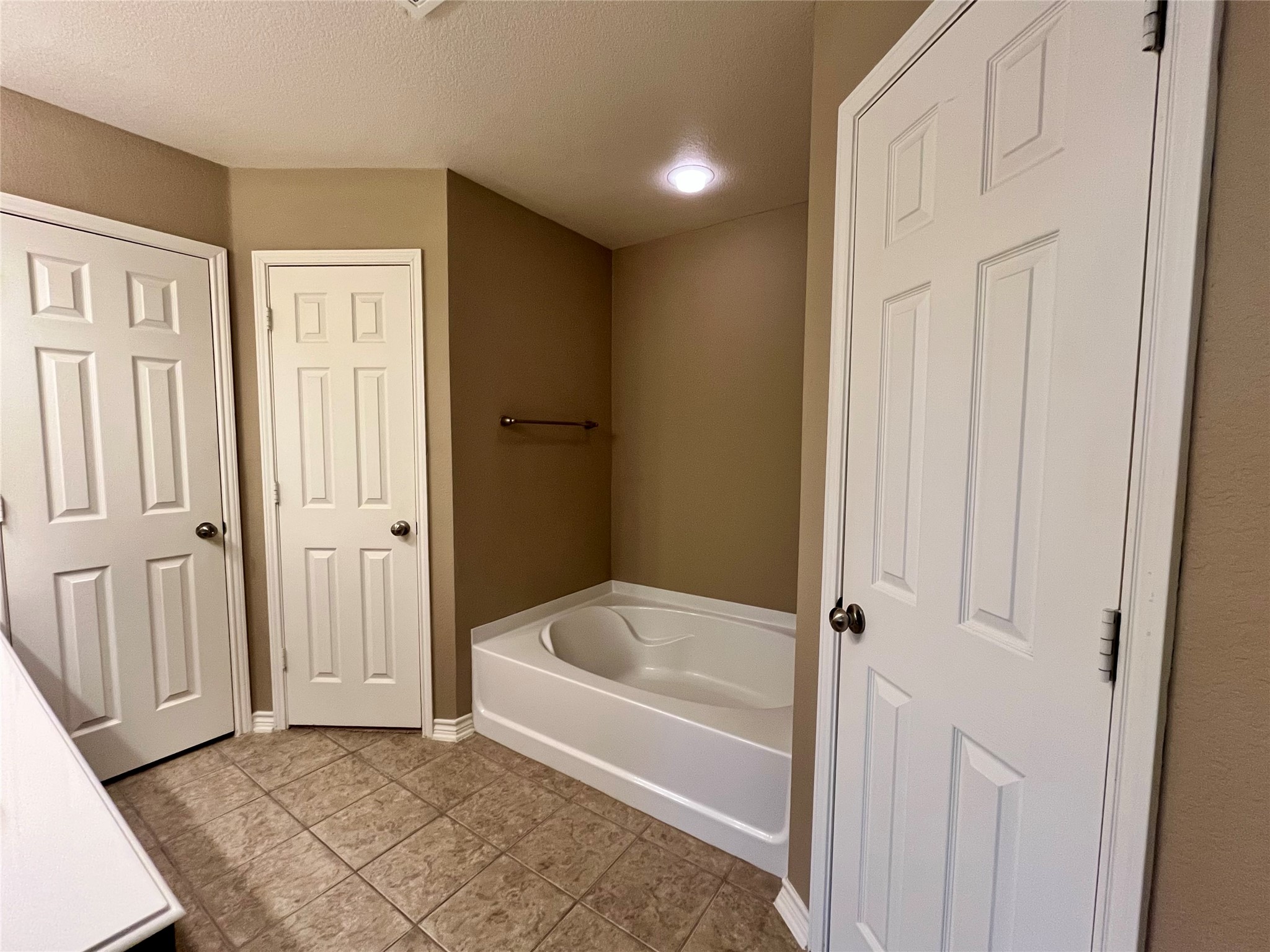 3504 Northpointe Drive