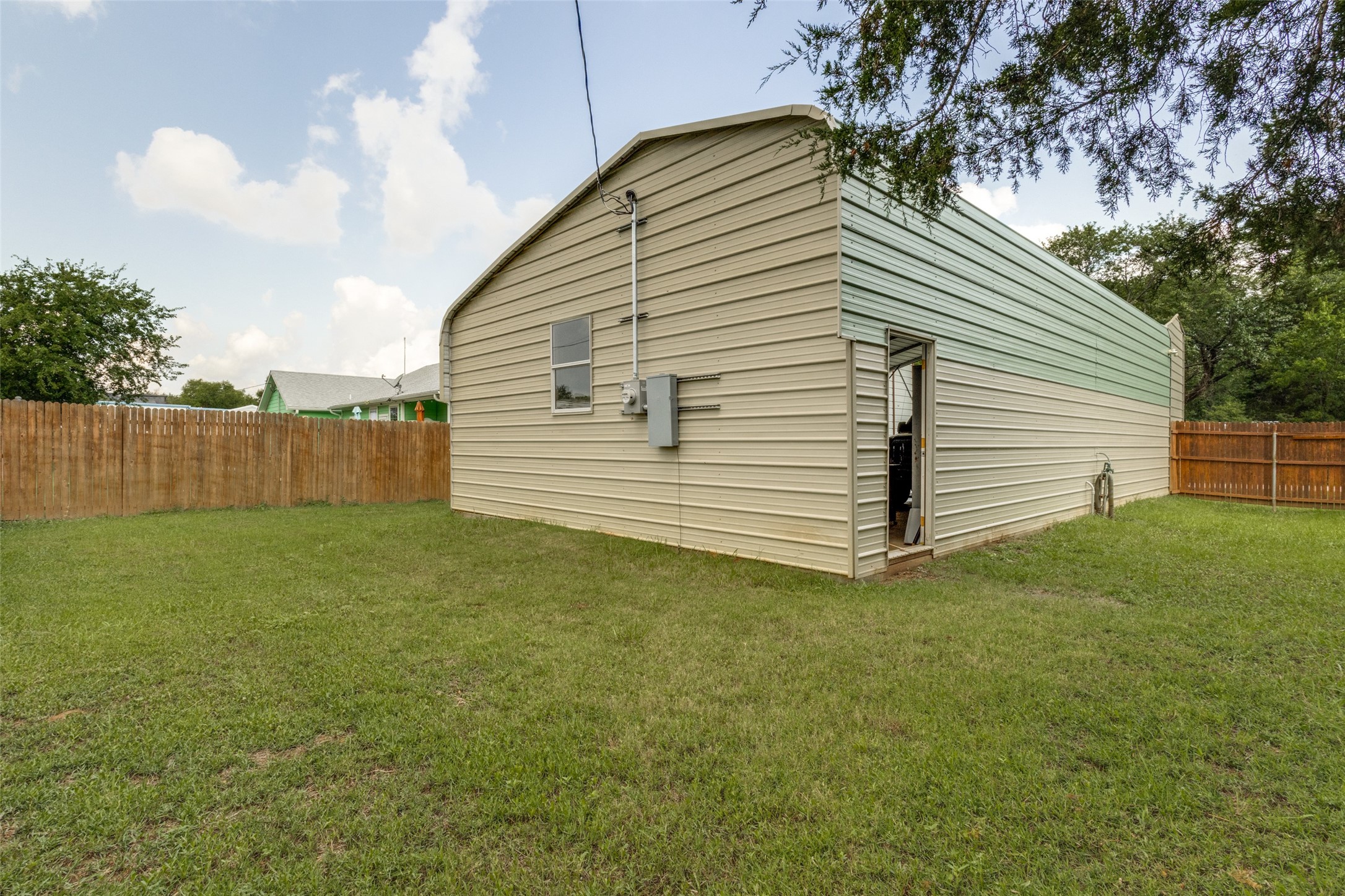 290 Ila Drive