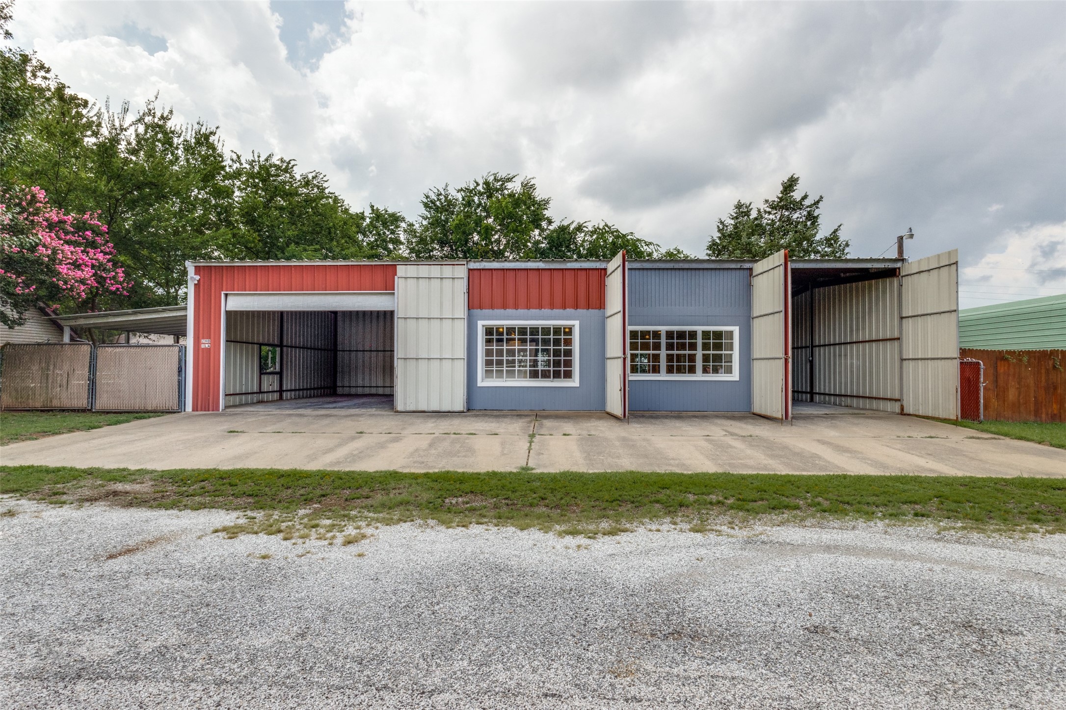 290 Ila Drive