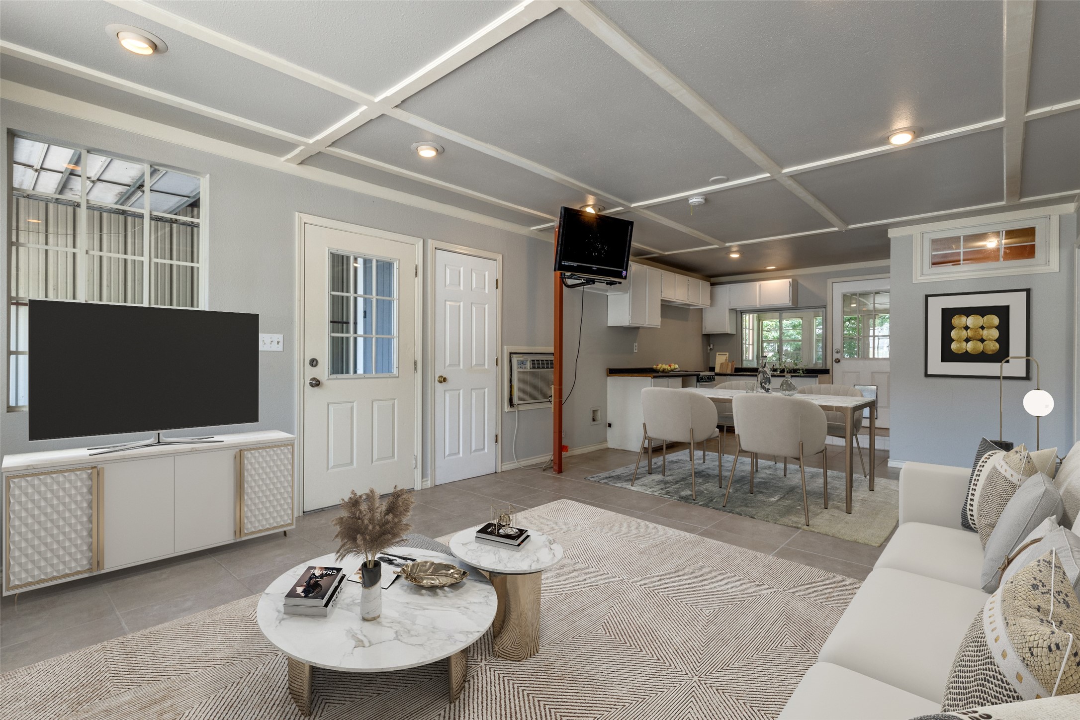 290 Ila Drive