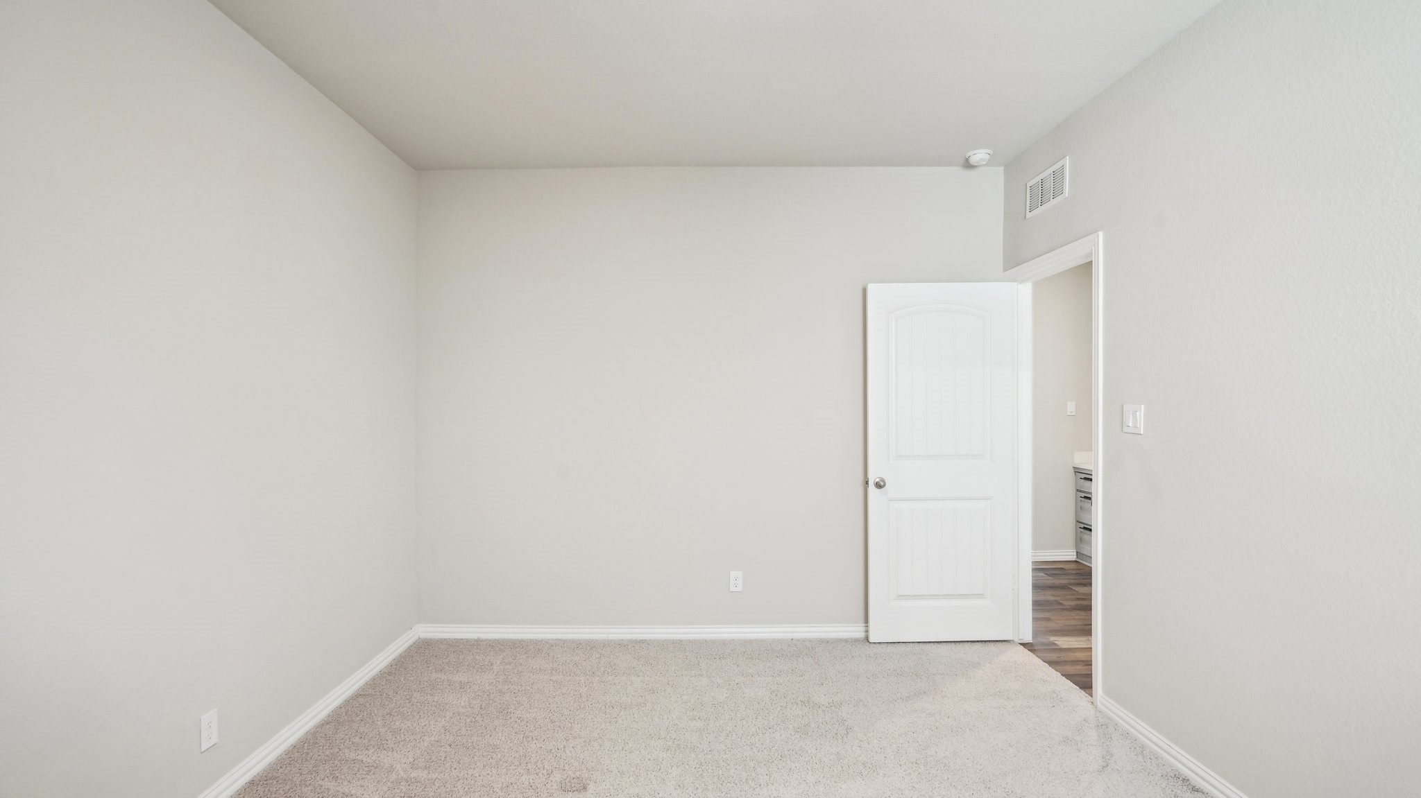 15105 Ted Trail