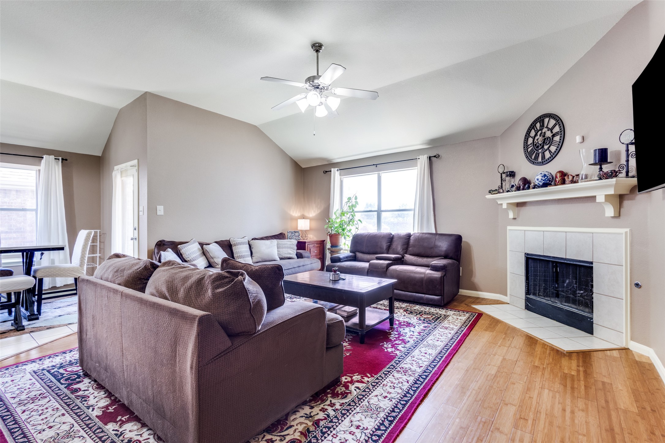 2328 Aurora Drive
