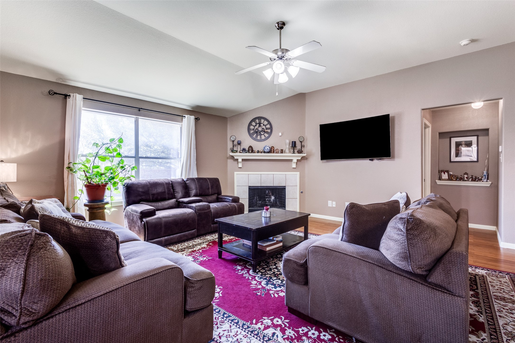 2328 Aurora Drive