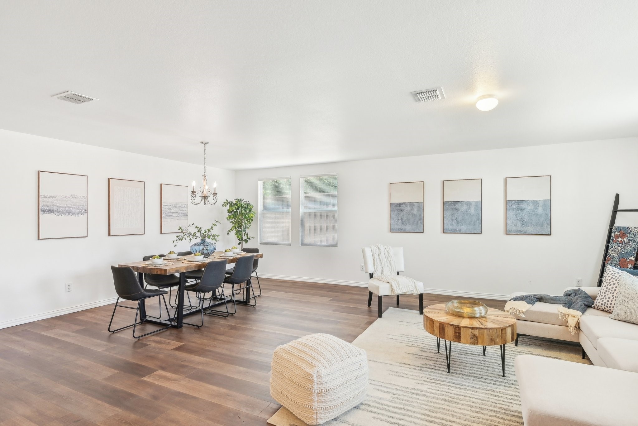 2905 Meadow Bluff Drive