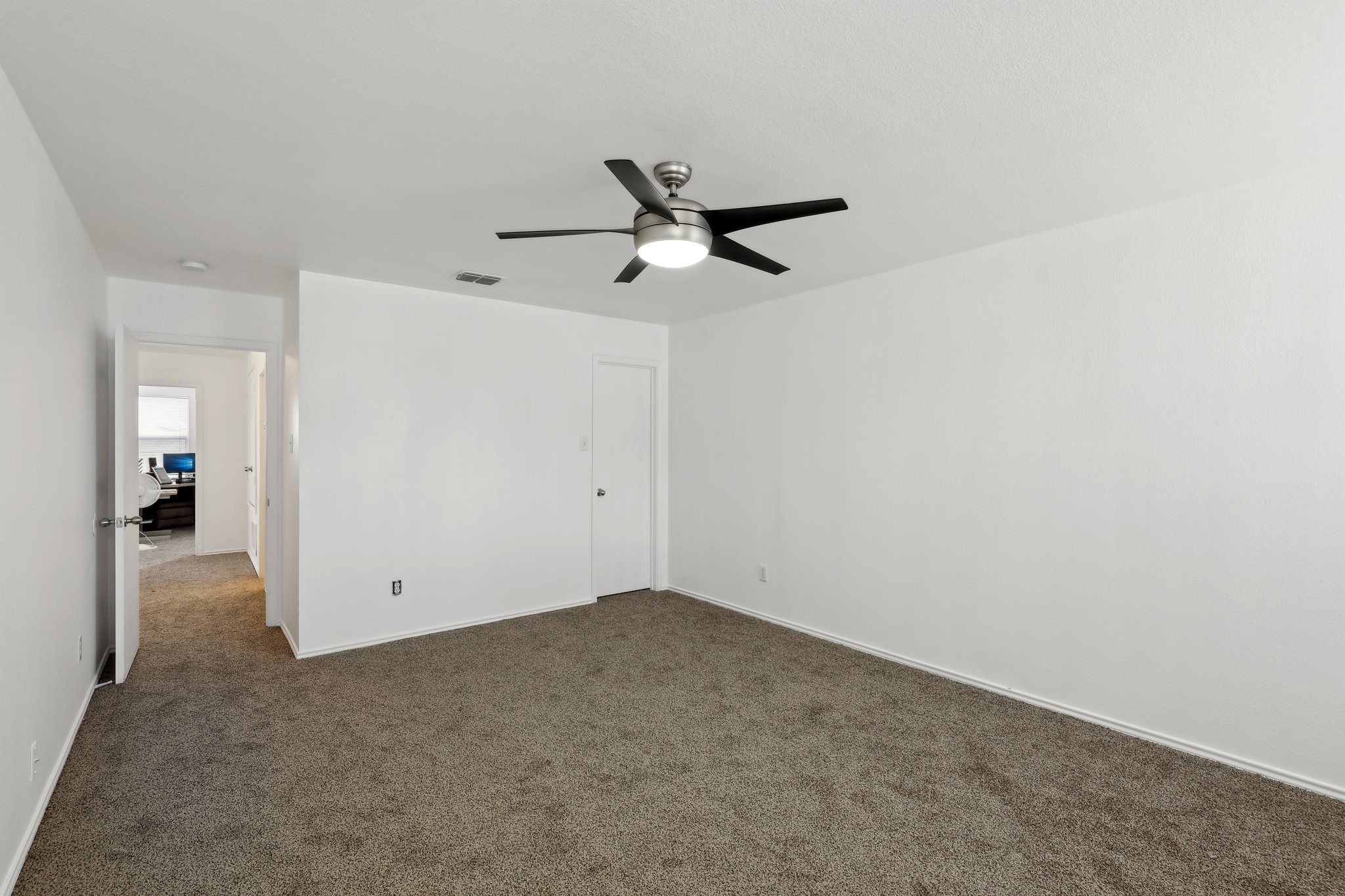 2905 Meadow Bluff Drive