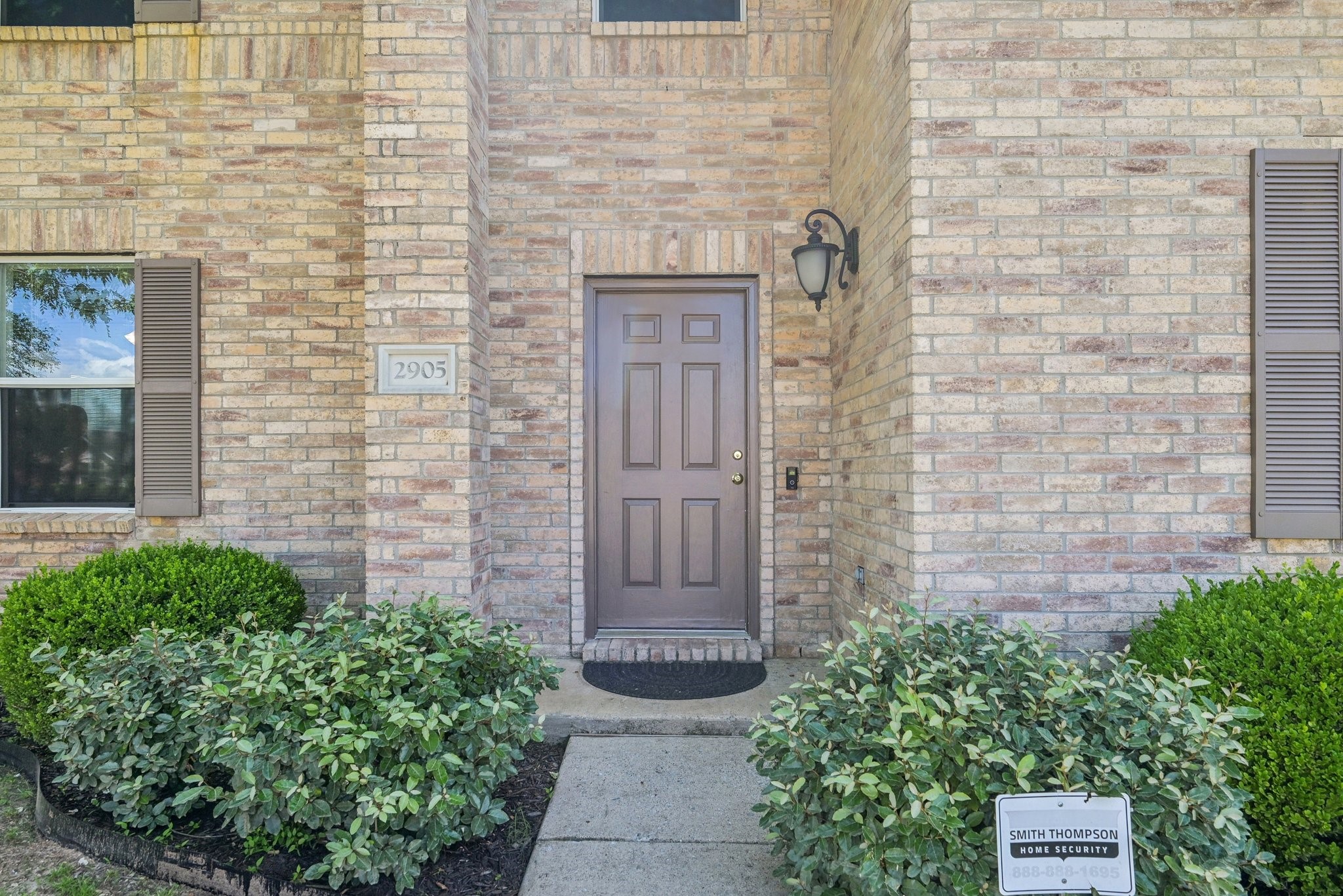 2905 Meadow Bluff Drive