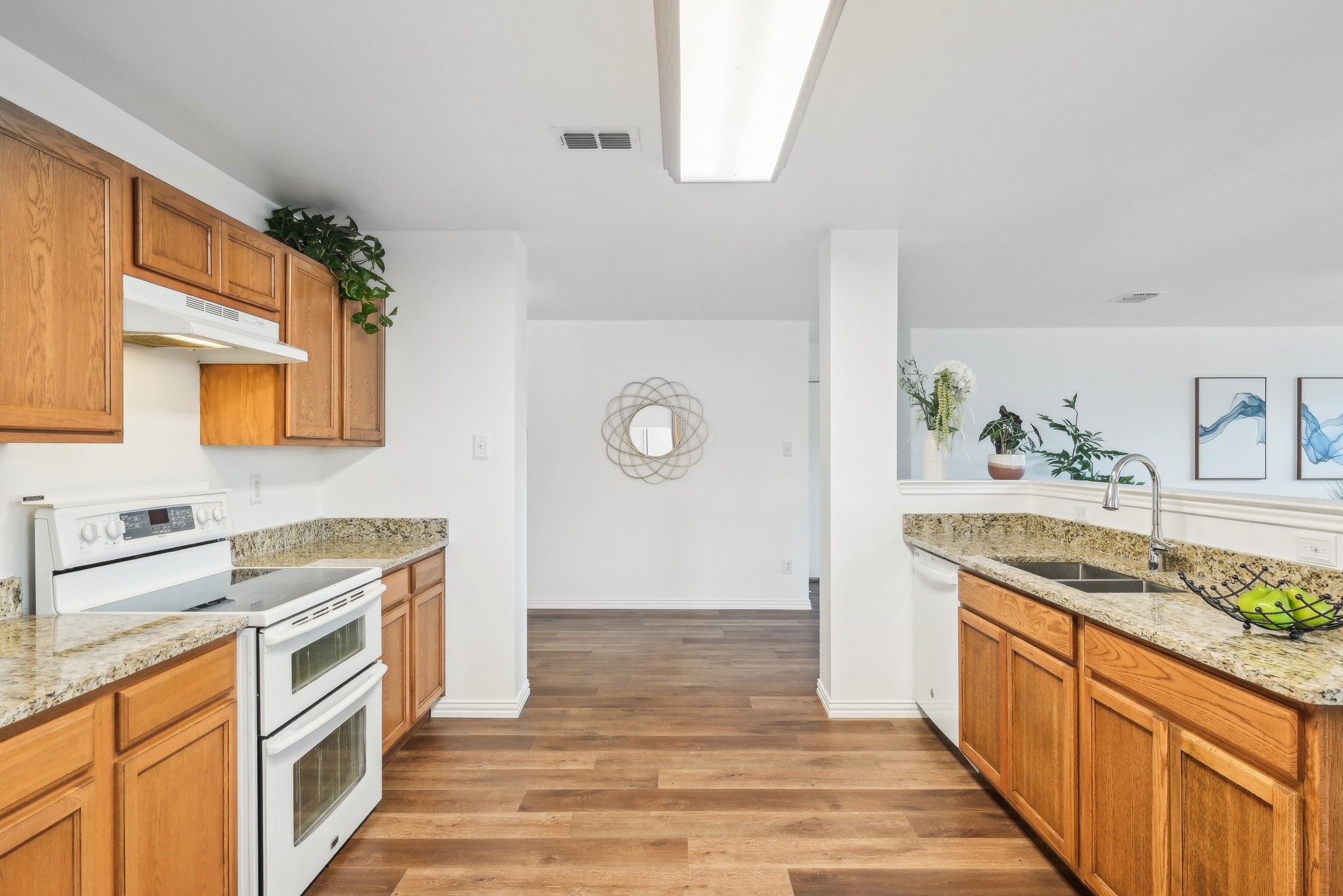 2905 Meadow Bluff Drive