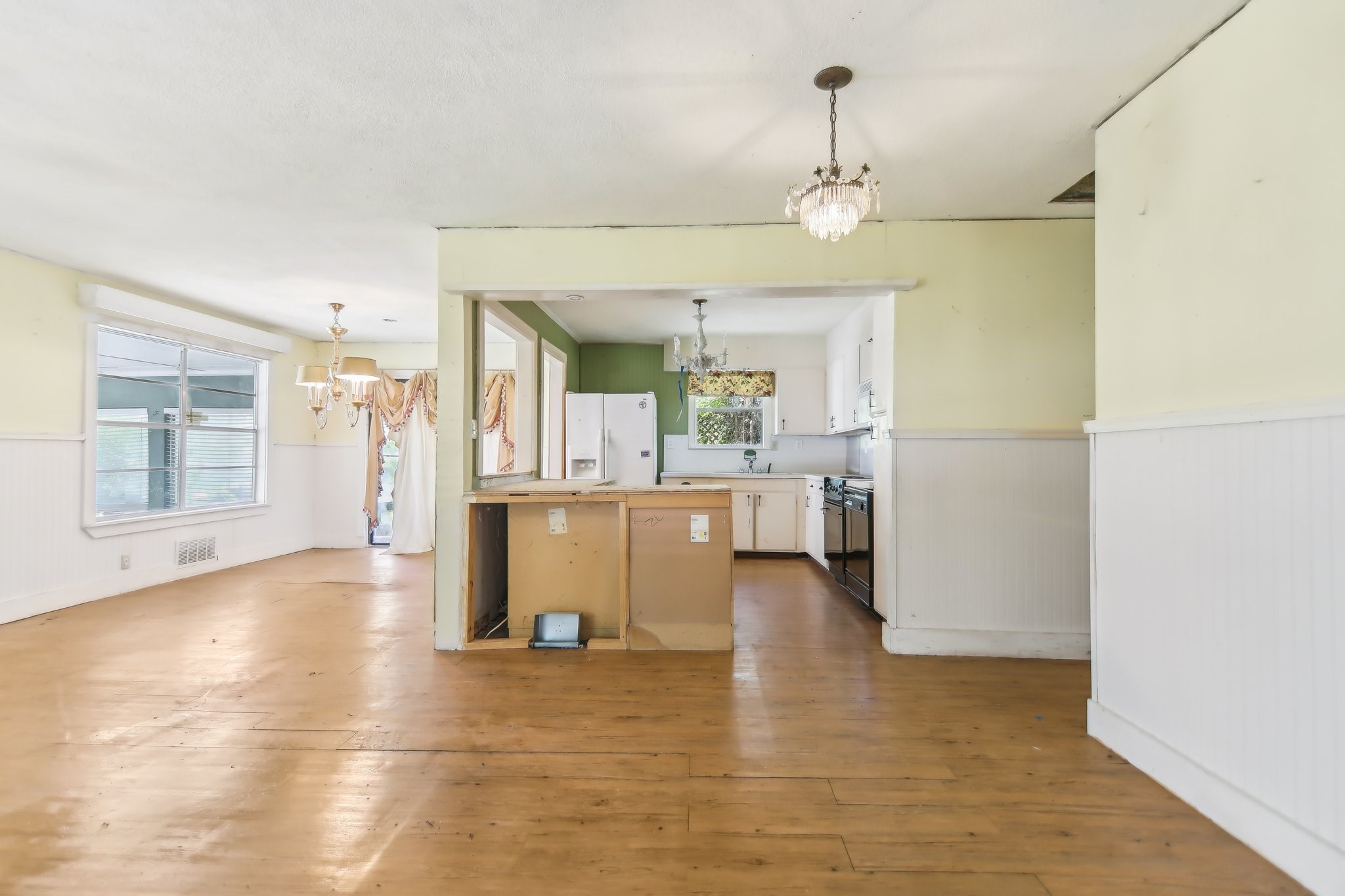1801 Scenic Drive