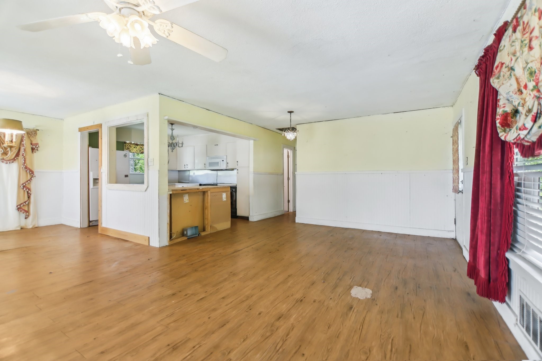 1801 Scenic Drive