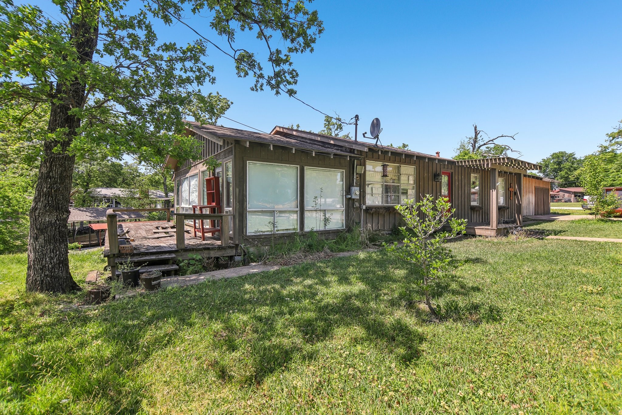 1801 Scenic Drive