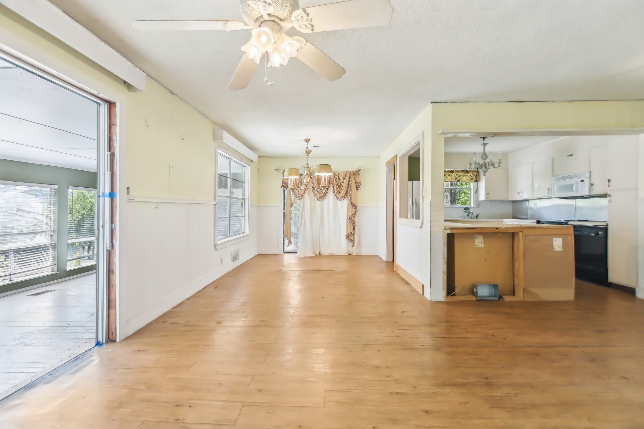 1801 Scenic Drive