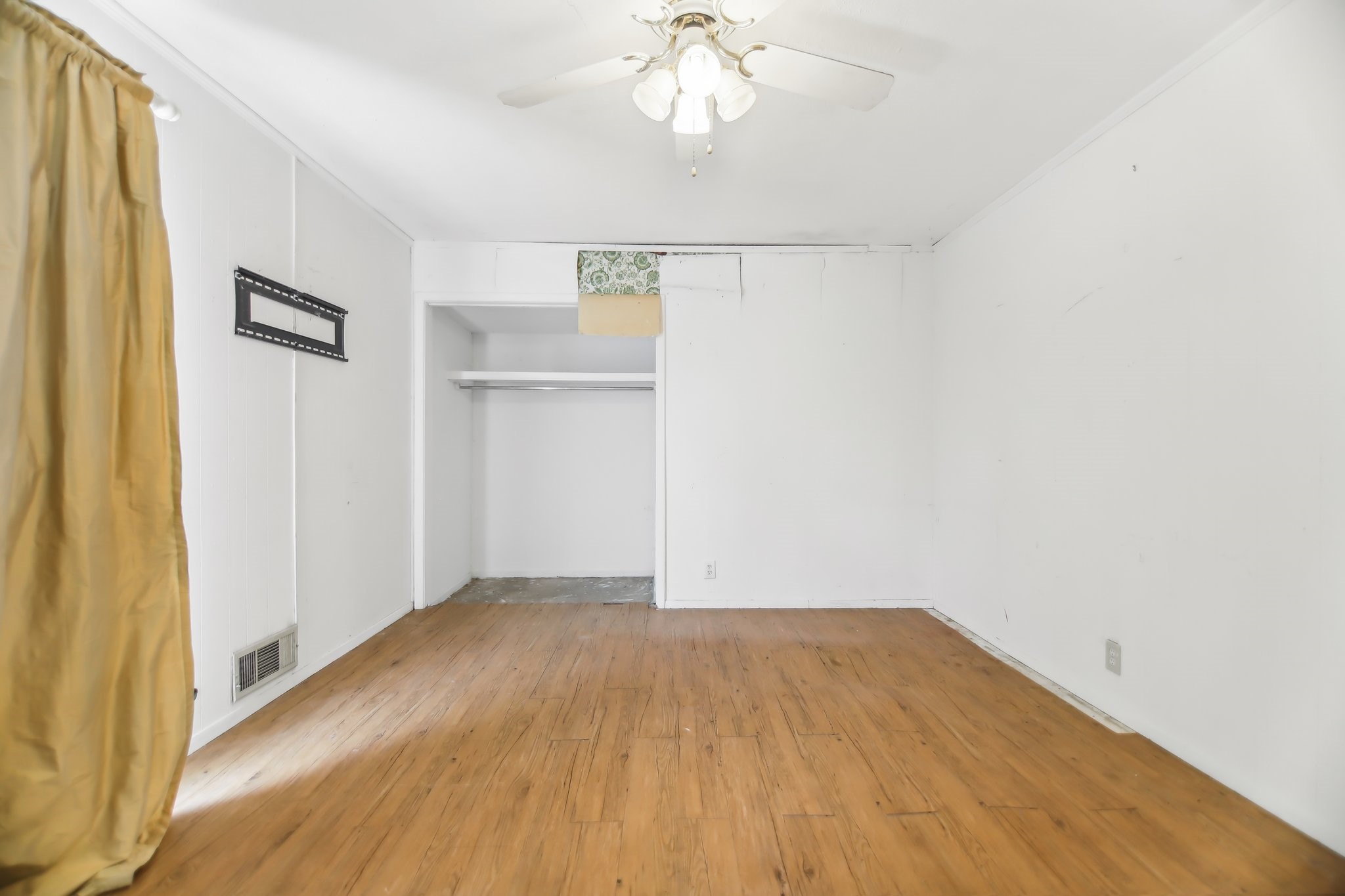 1801 Scenic Drive