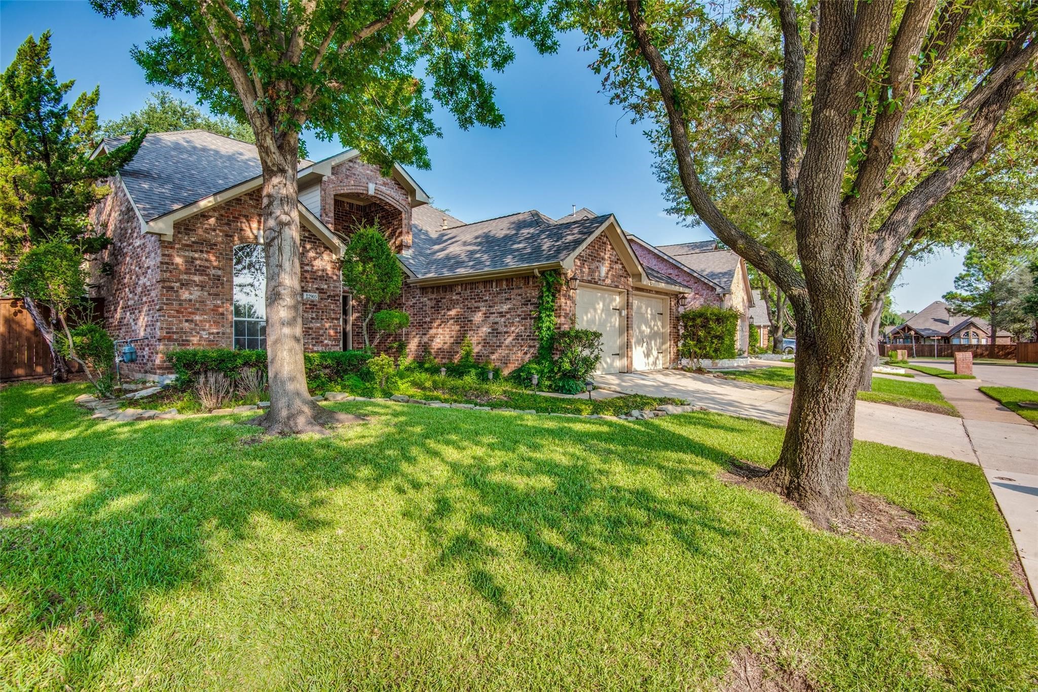 2905 Furlong Drive W
