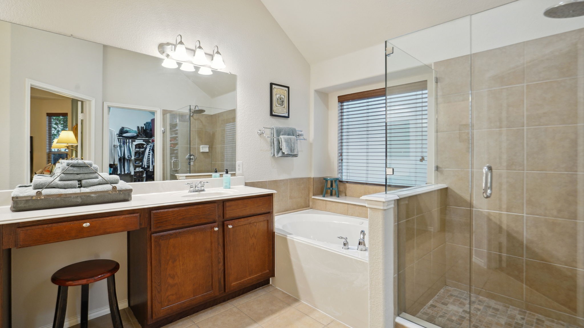 5512 Old Orchard Drive