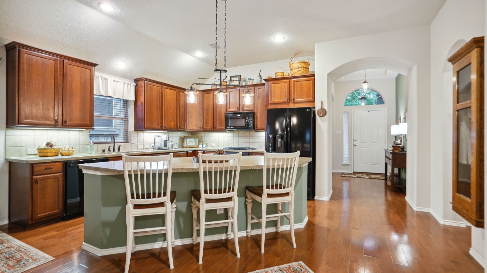 5512 Old Orchard Drive
