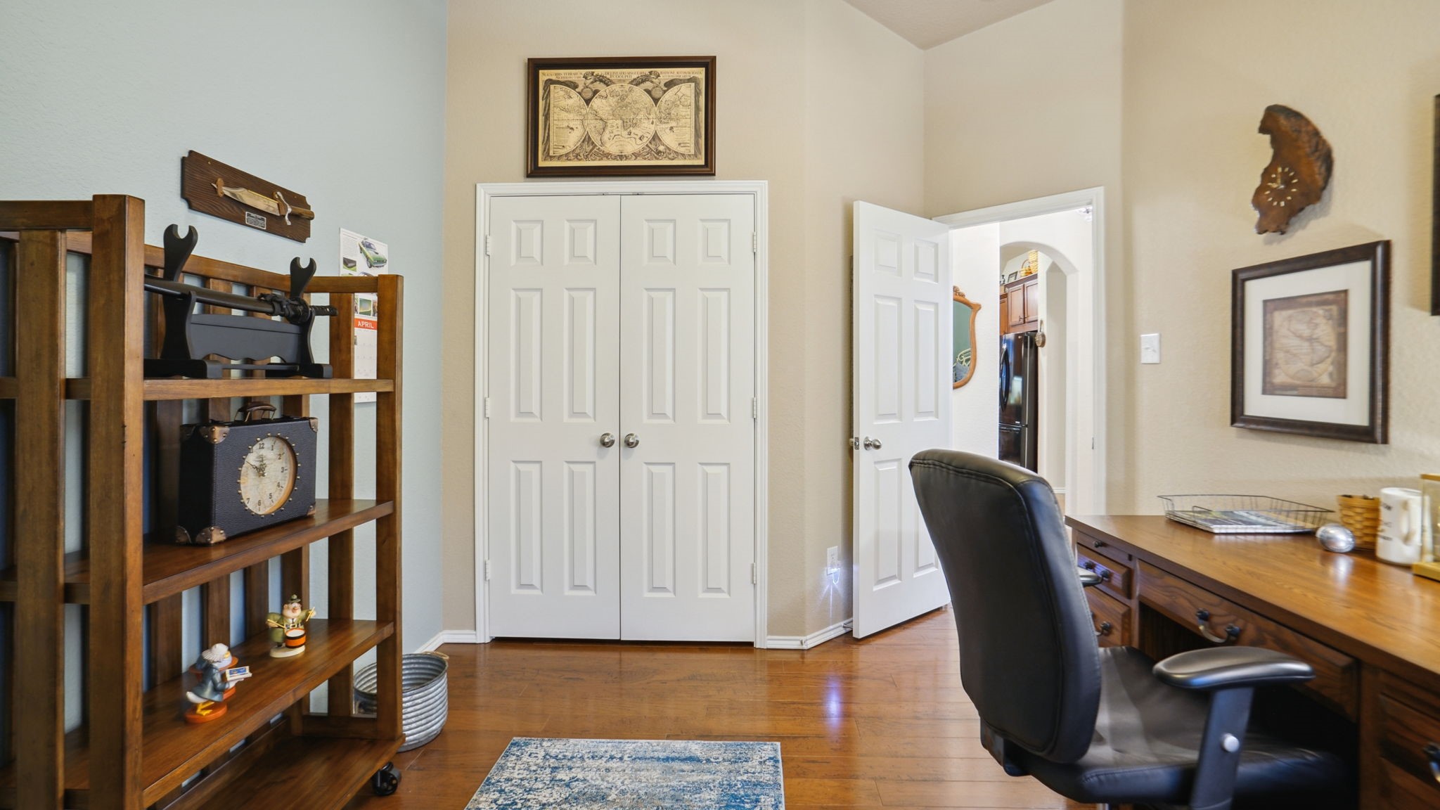 5512 Old Orchard Drive