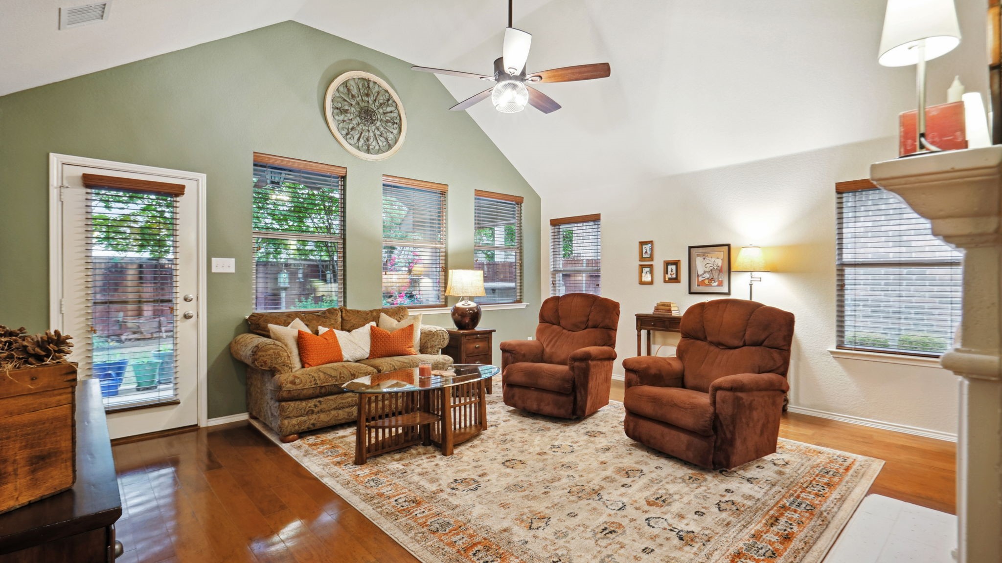 5512 Old Orchard Drive
