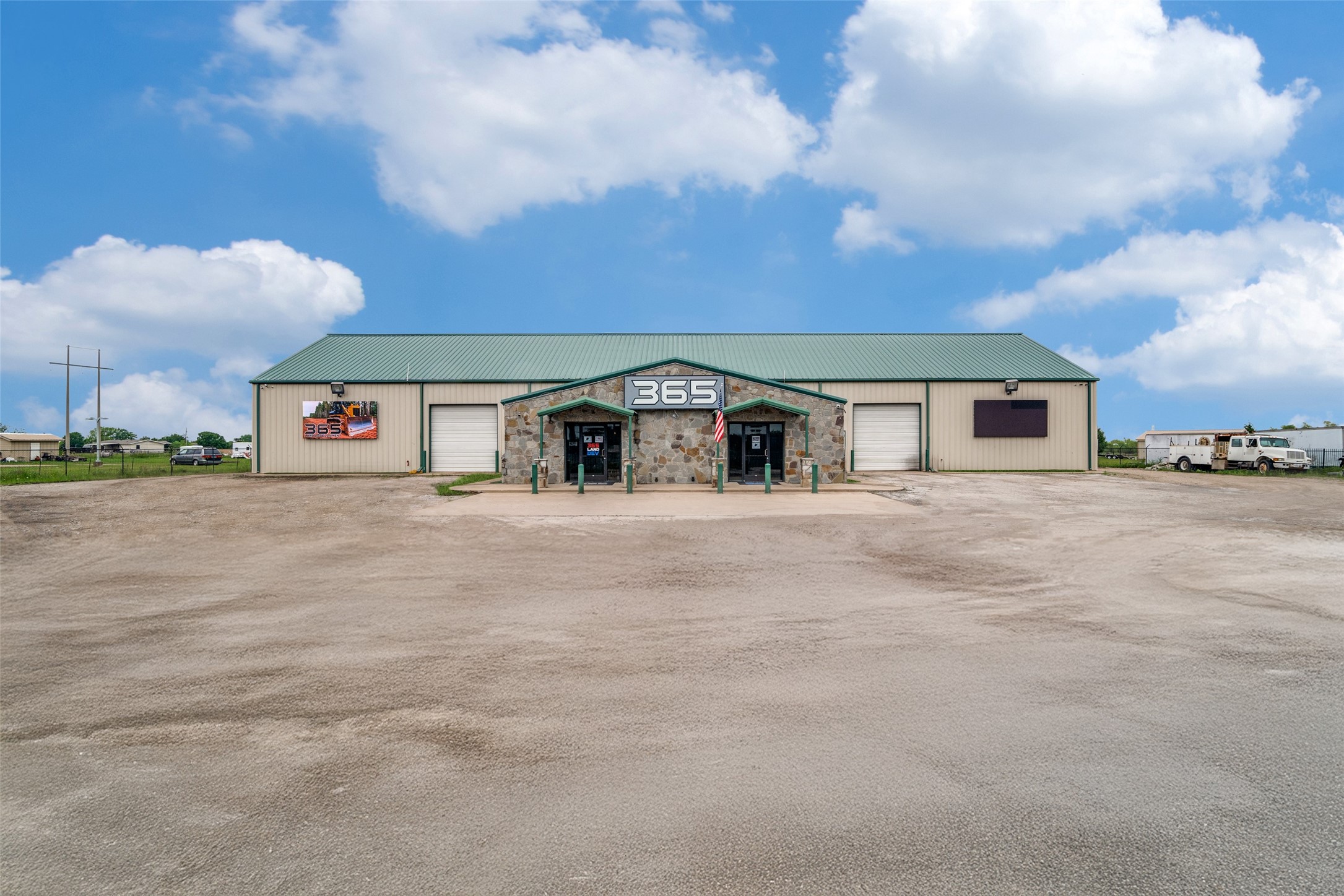 6684 State Highway 276