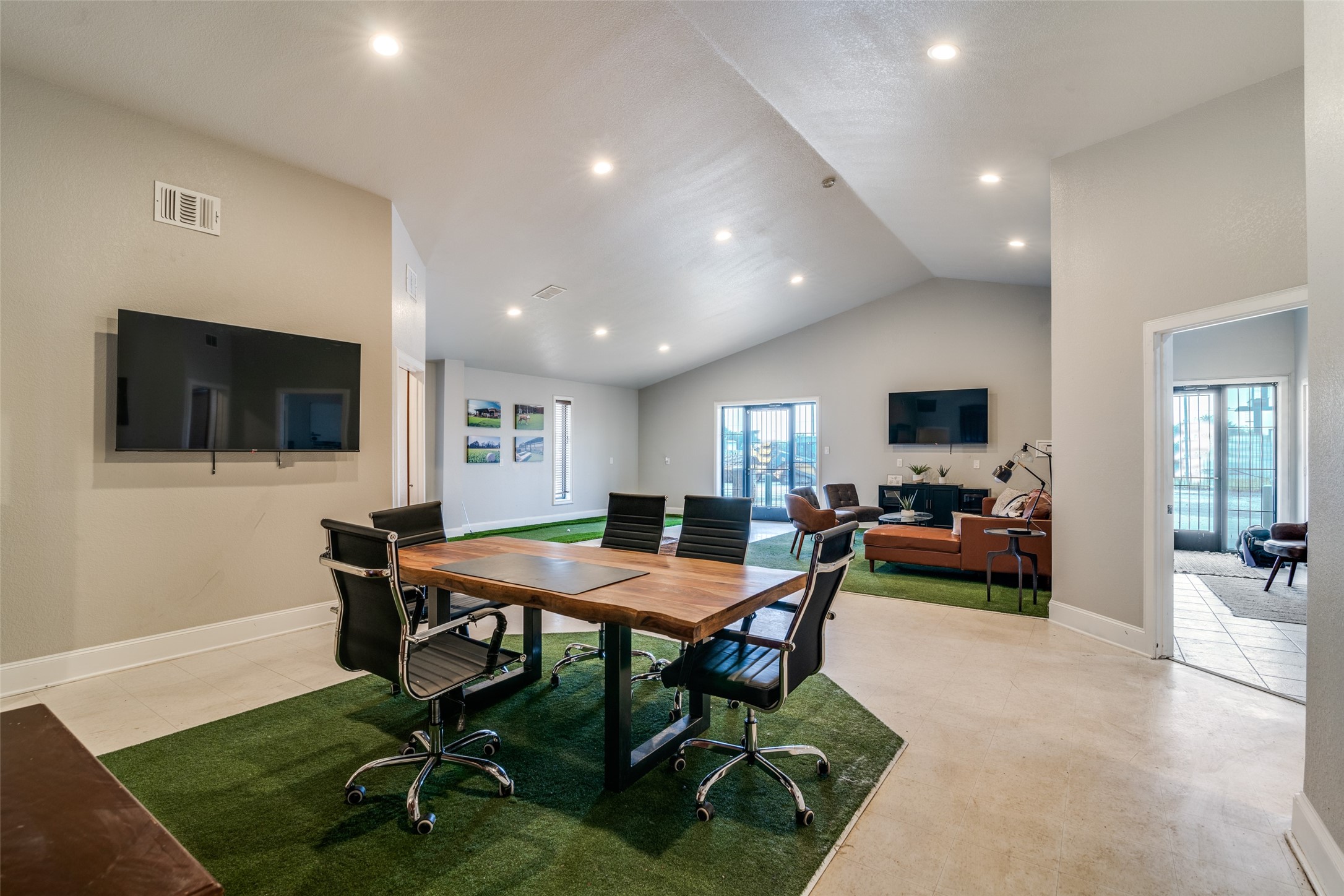 6684 State Highway 276