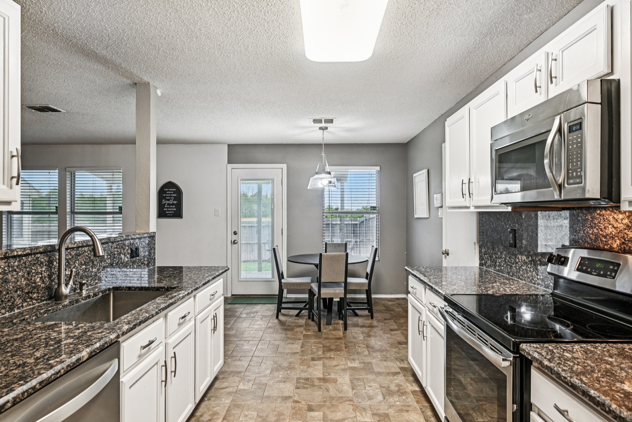 2501 Eastwood Drive