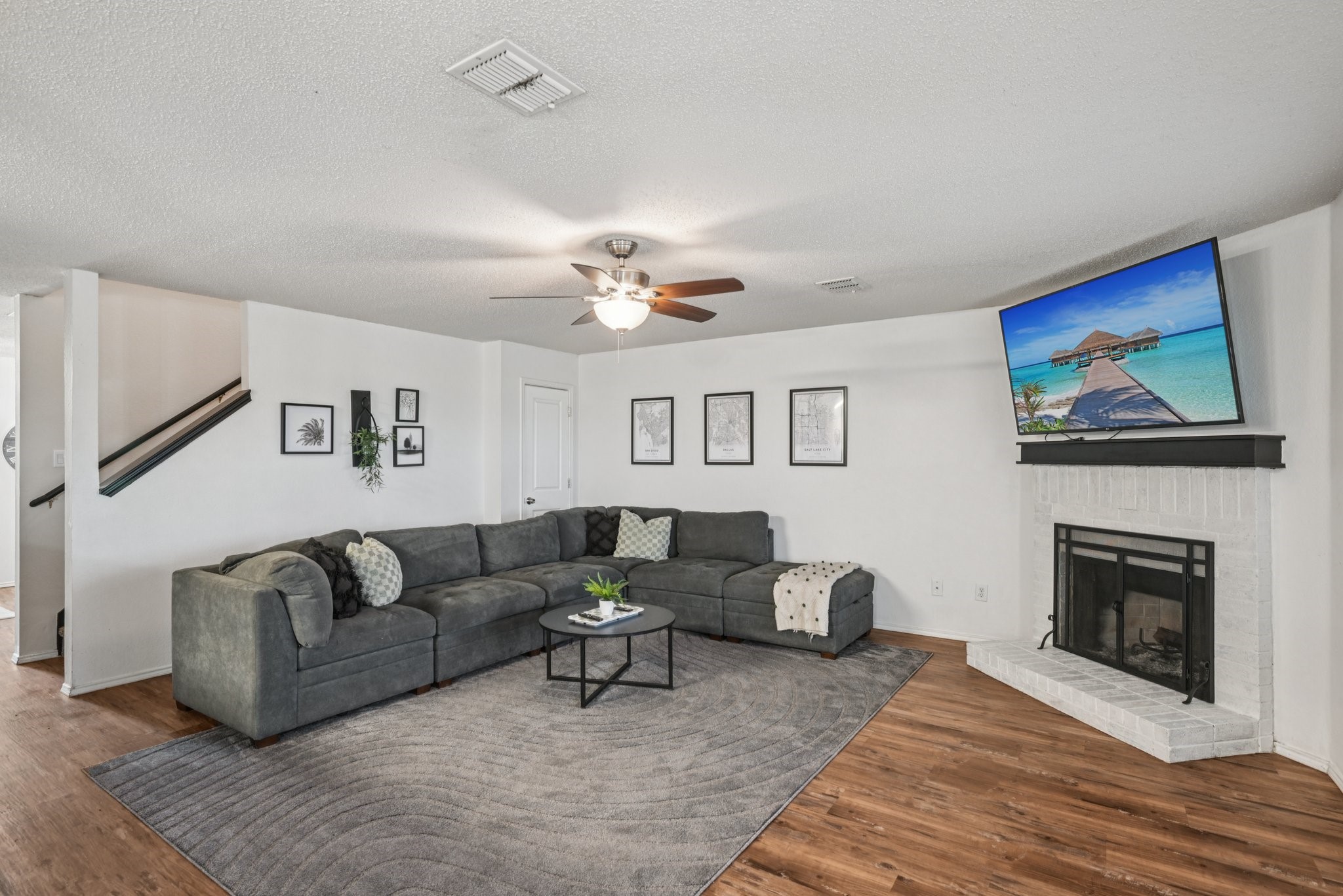 2501 Eastwood Drive