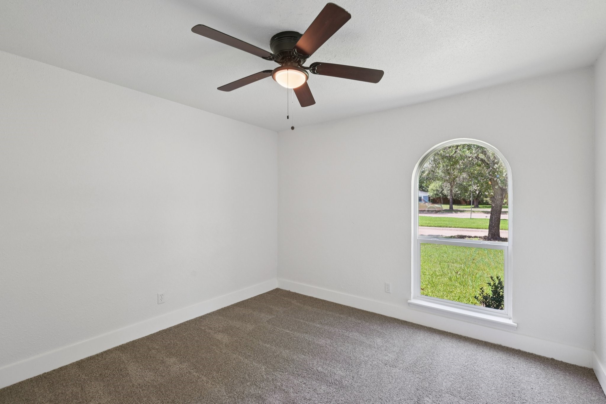 1506 W Spring Creek Parkway