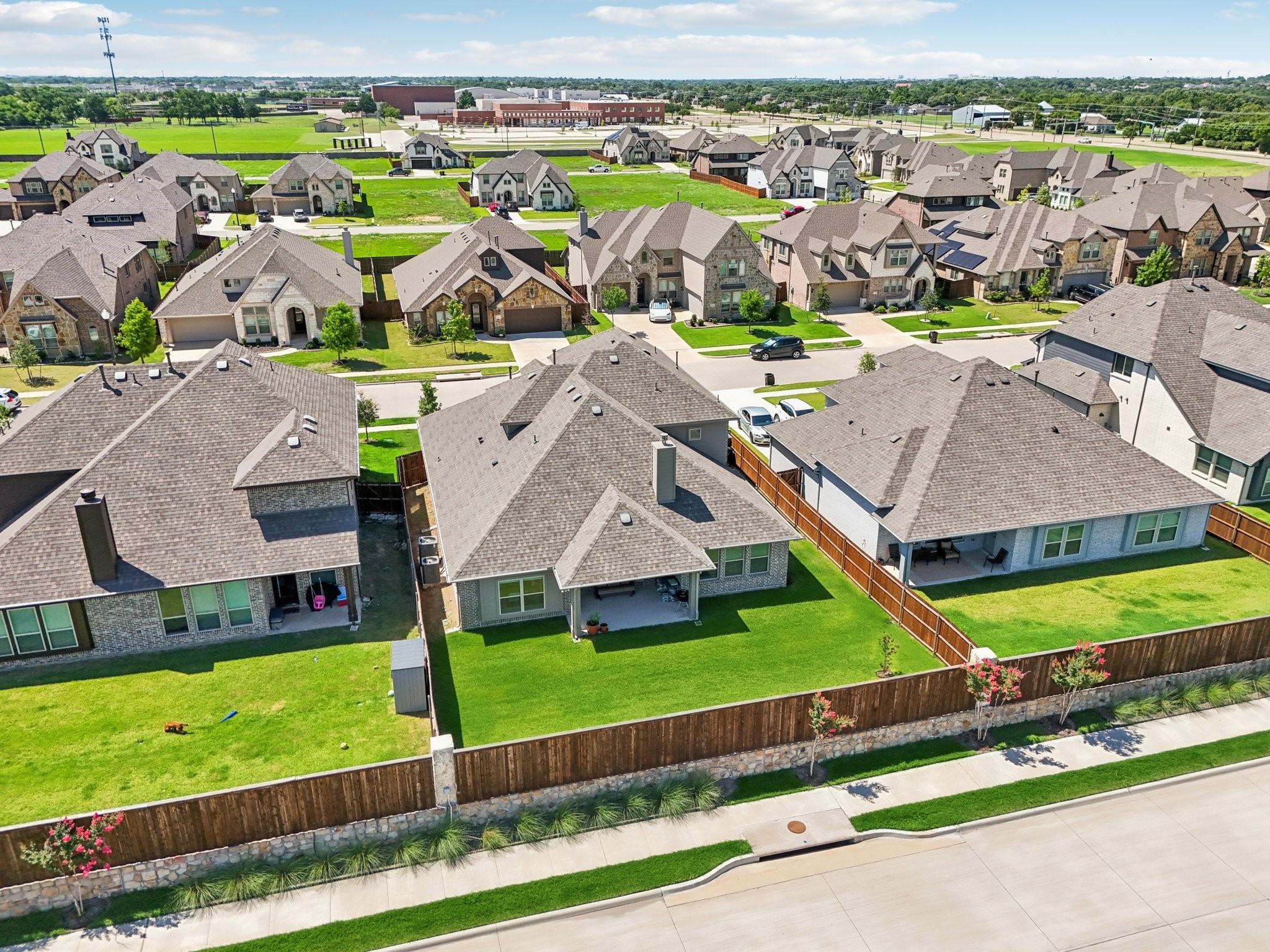 3116 Golden Sunset Court