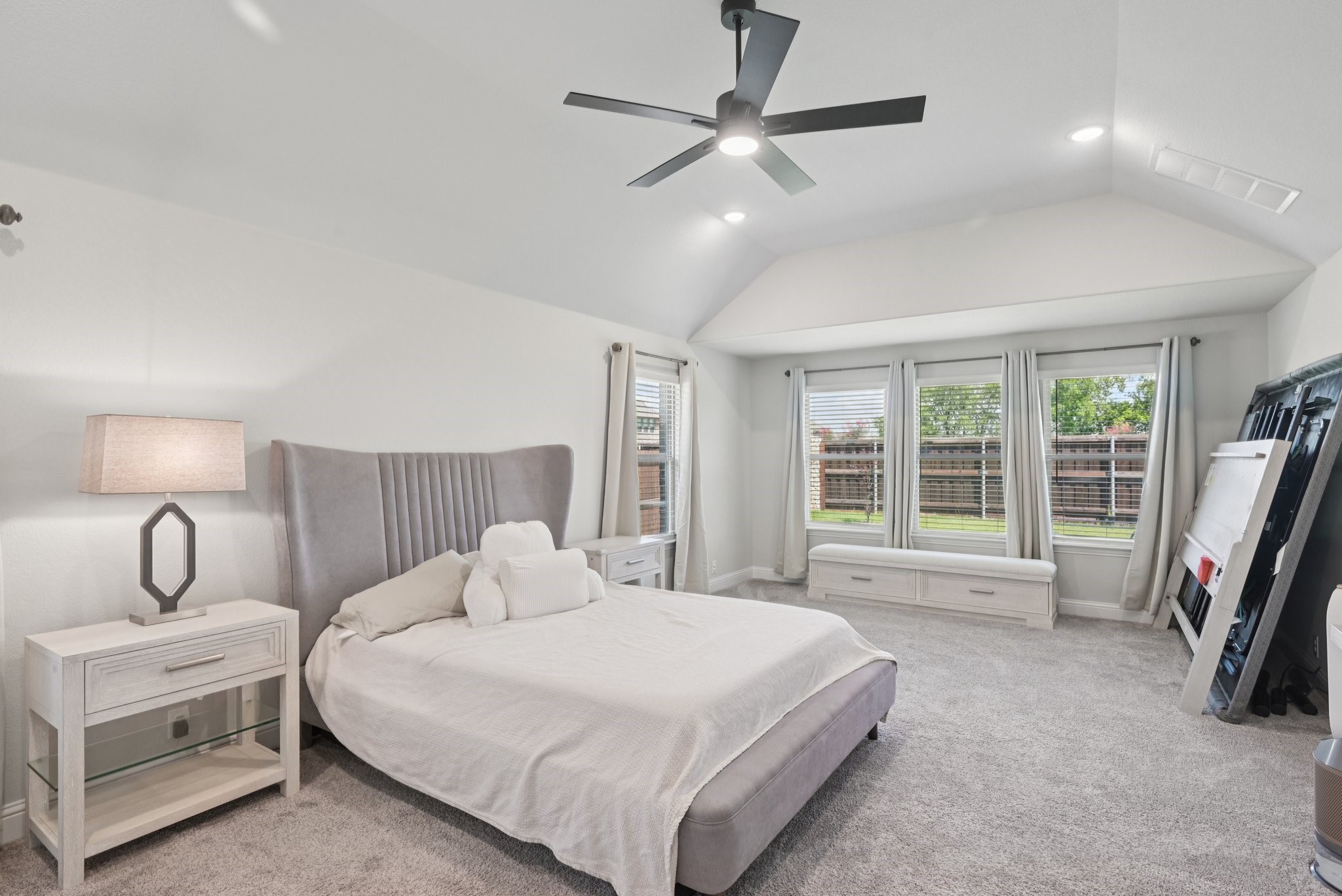 3116 Golden Sunset Court