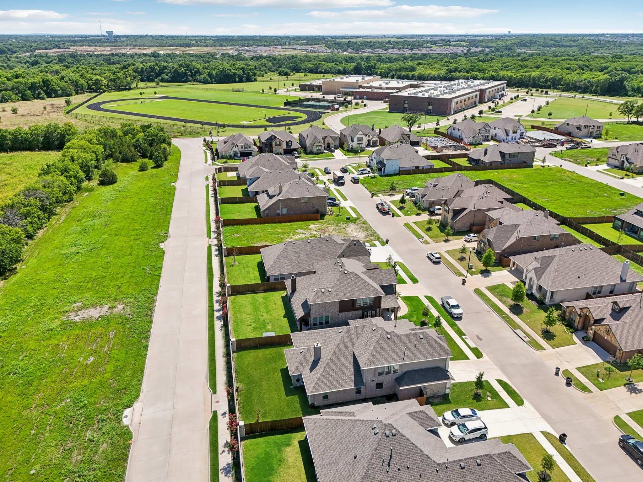 3116 Golden Sunset Court