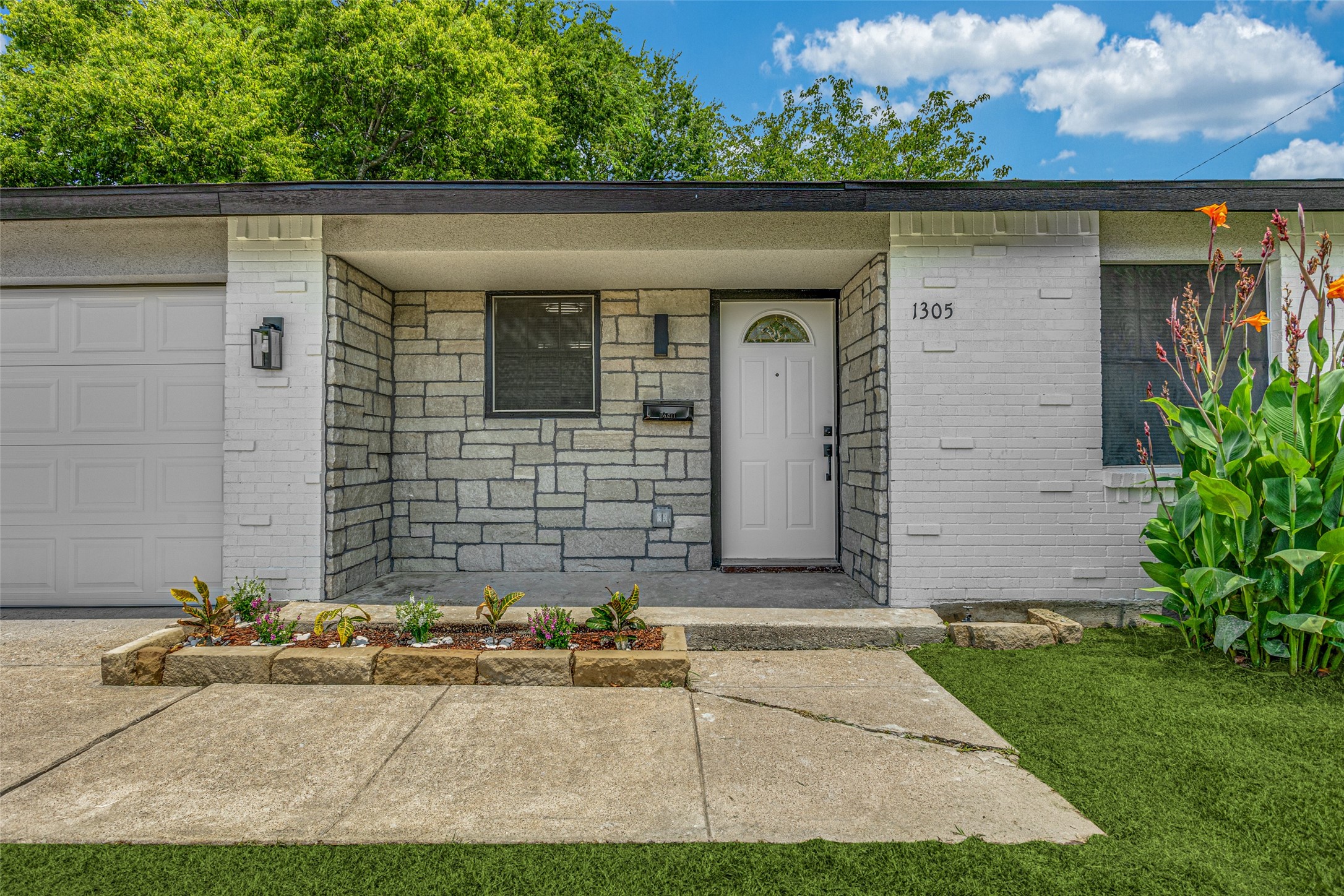 1305 Greencove Drive