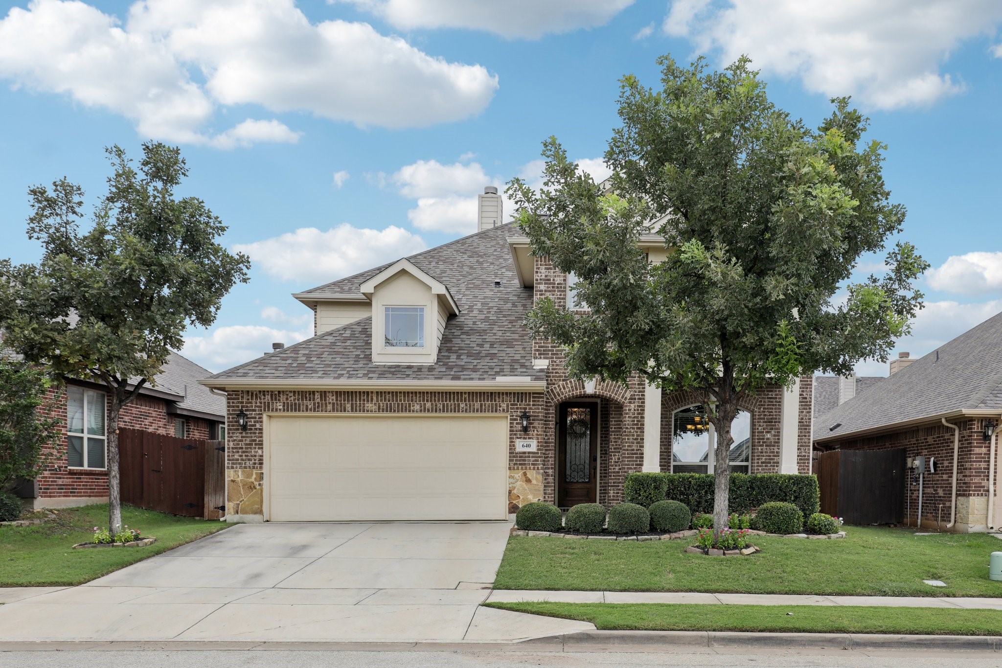640 Tierra Vista Way