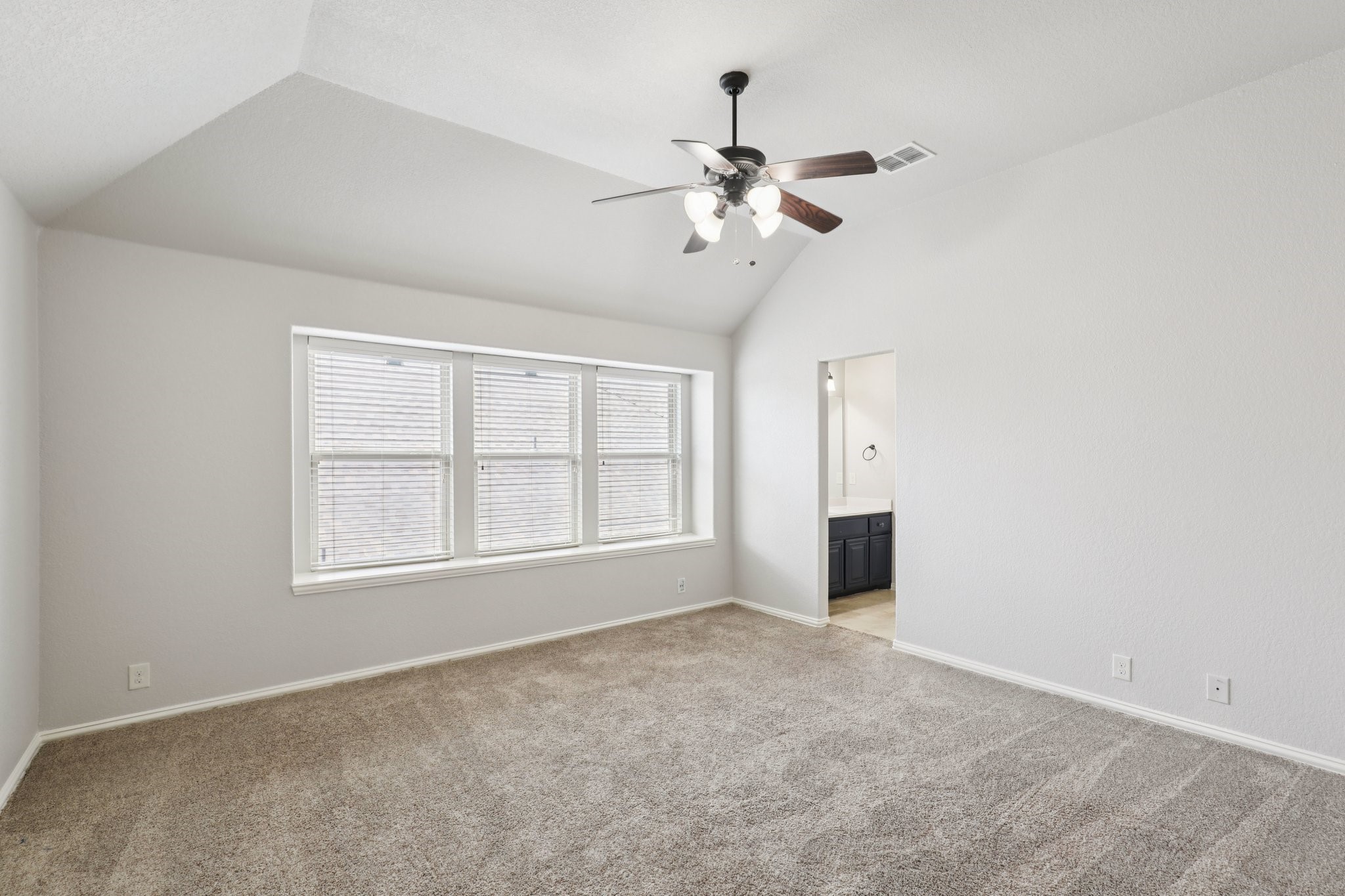 640 Tierra Vista Way