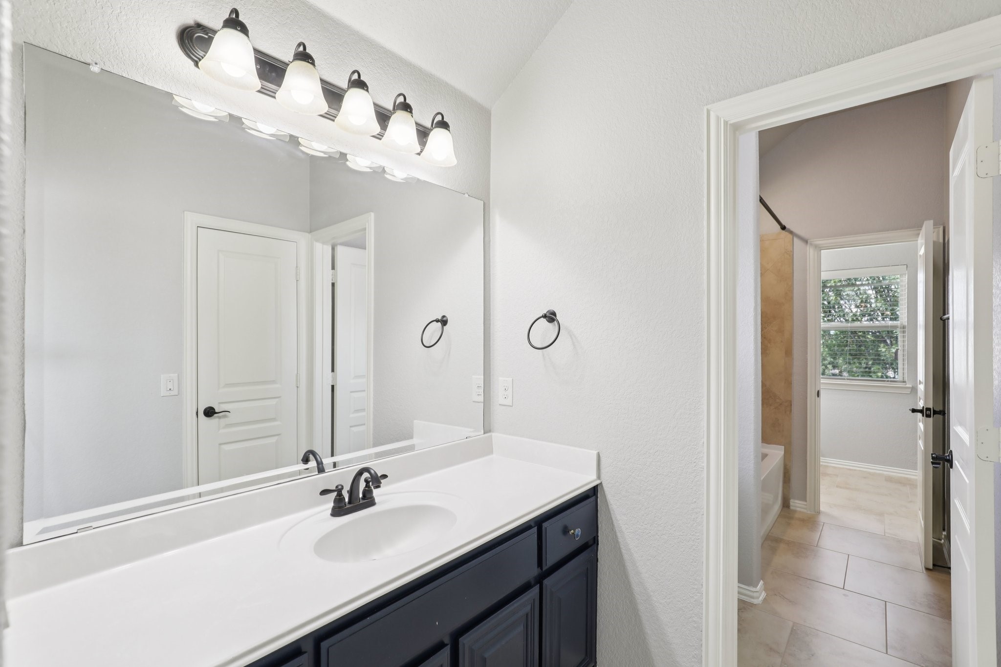 640 Tierra Vista Way